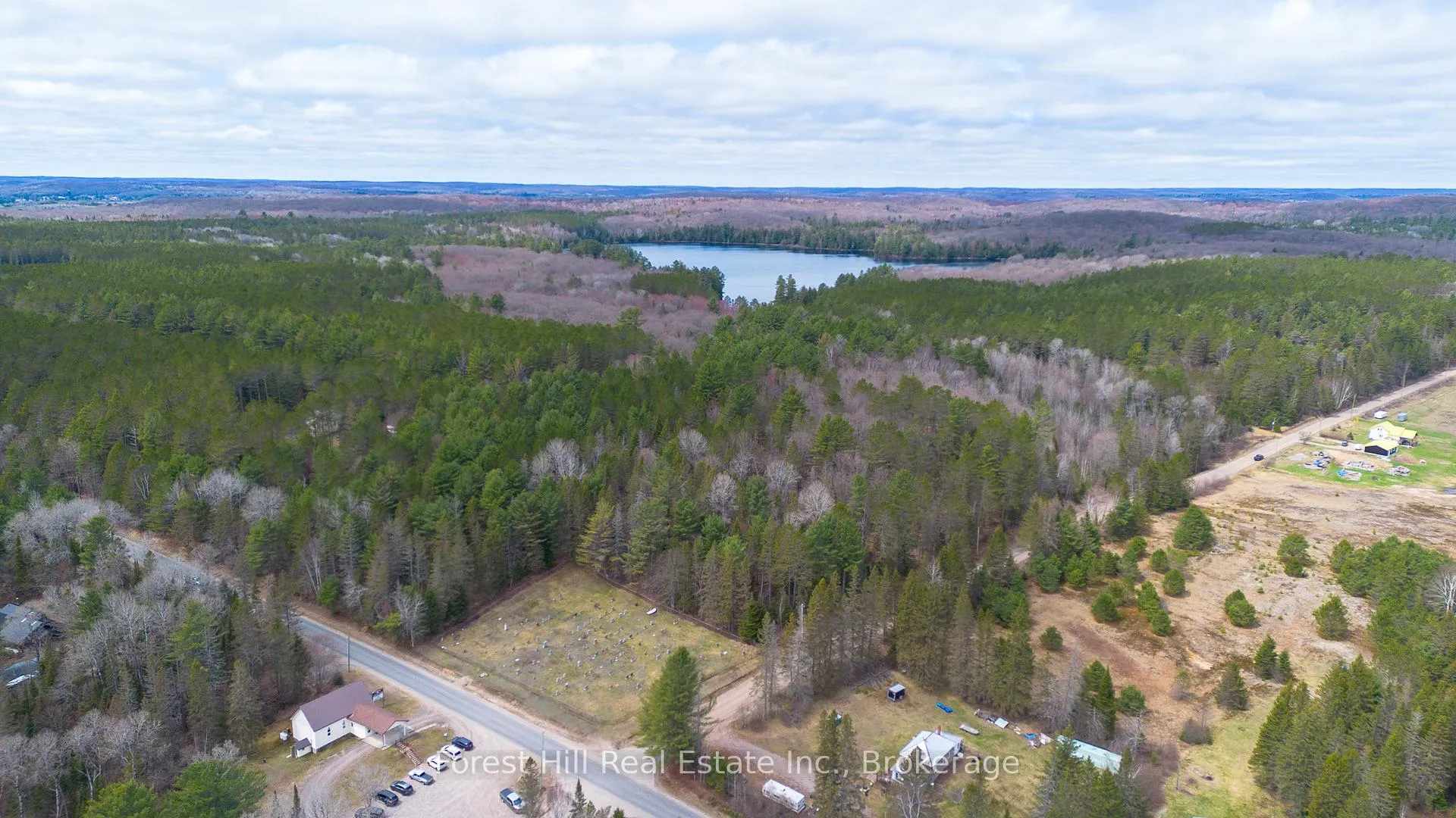 Photo of 1160 Chetwynd Road S