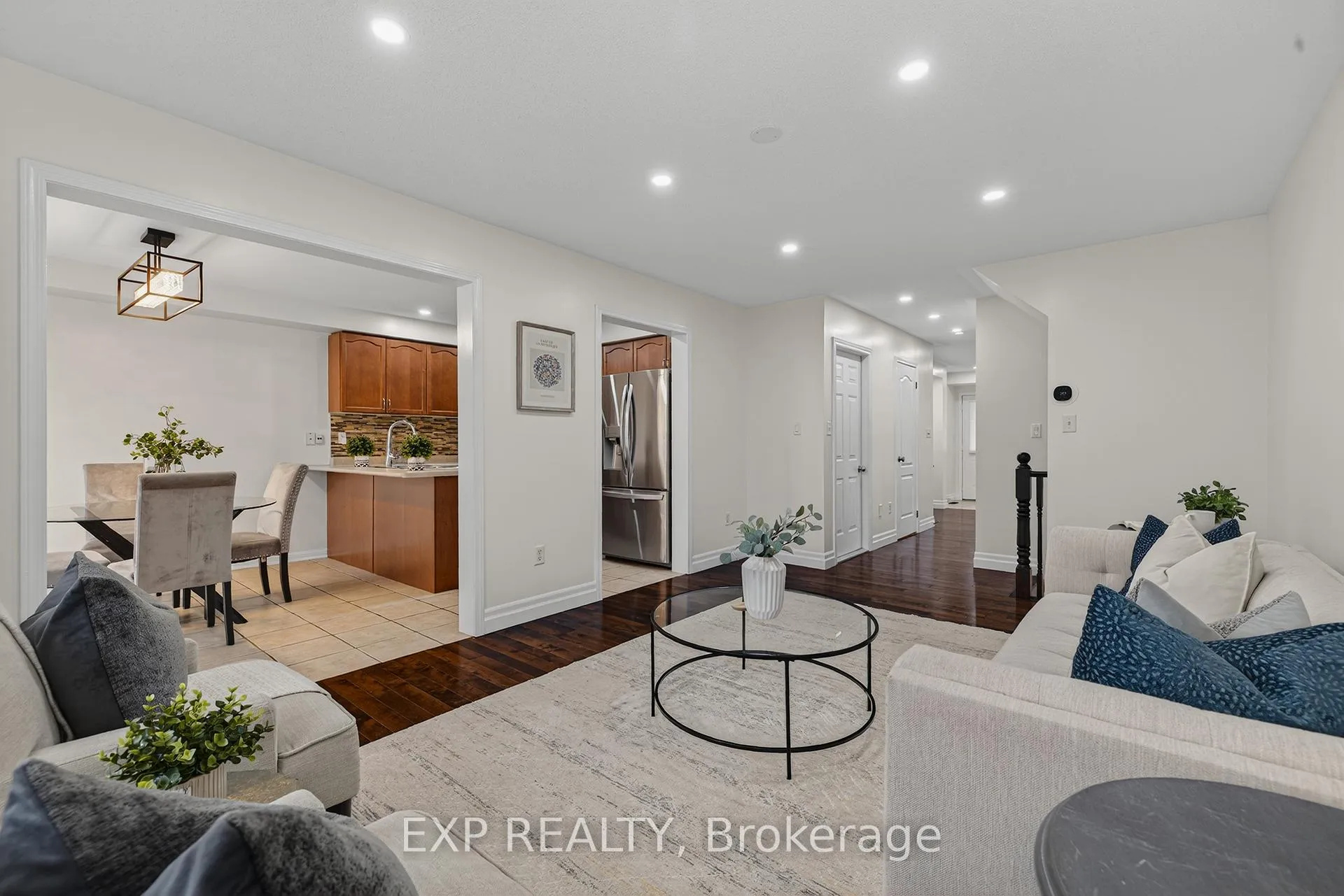 Photo 7 of 4067 Donnic Drive, Burlington, Alton — HOMEH