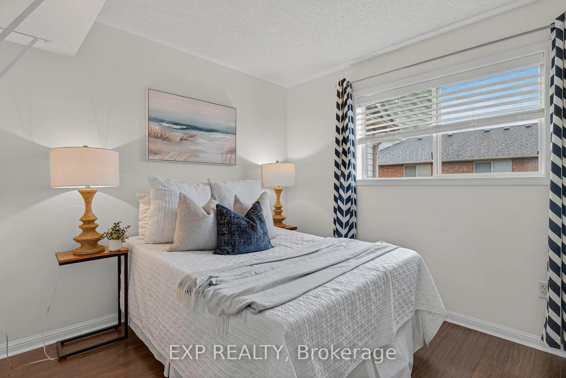 Photo 22 of 4067 Donnic Drive, Burlington, Alton — HOMEH