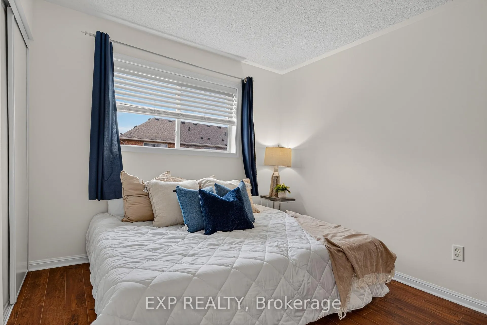 Photo 23 of 4067 Donnic Drive, Burlington, Alton — HOMEH