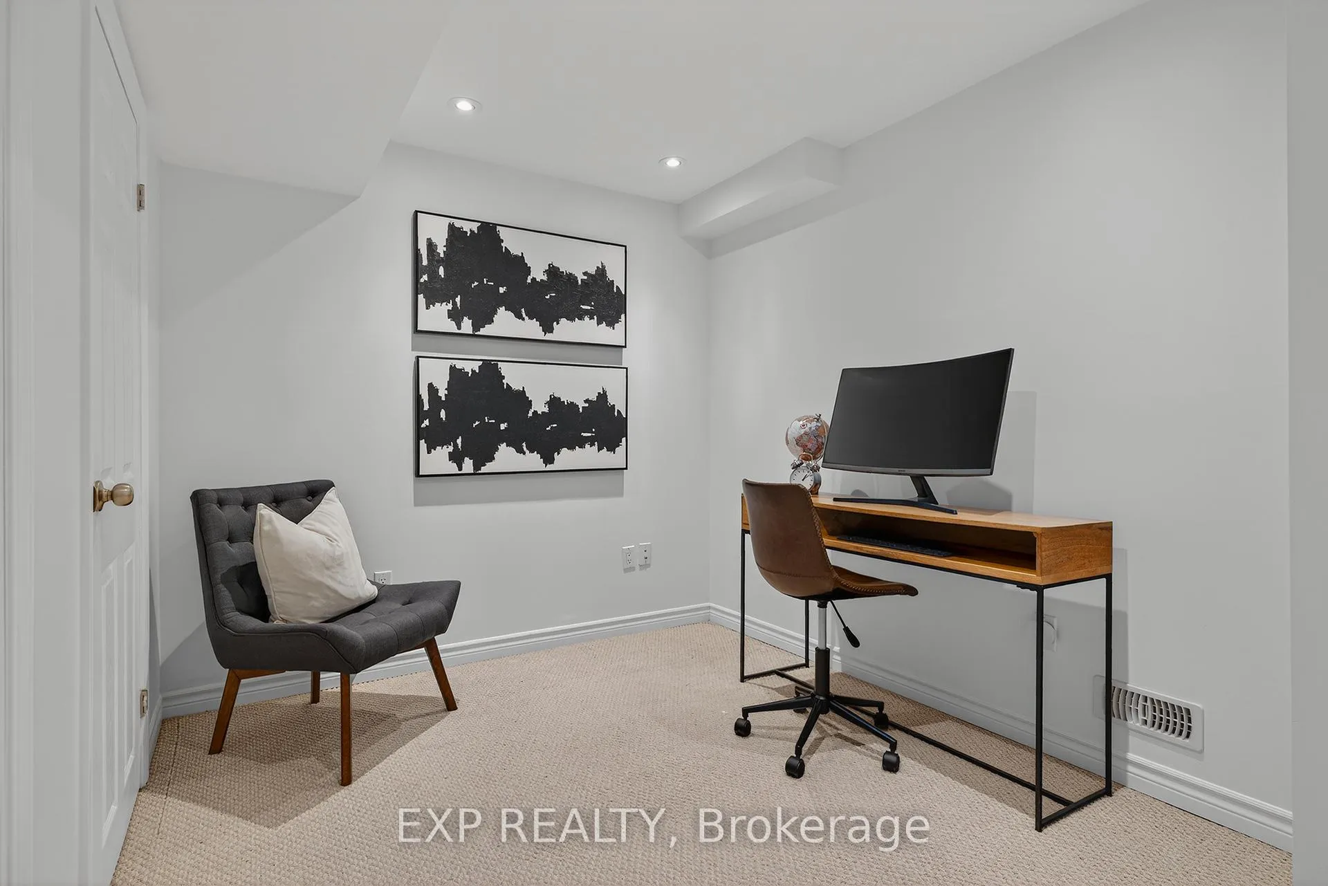 Photo 26 of 4067 Donnic Drive, Burlington, Alton — HOMEH