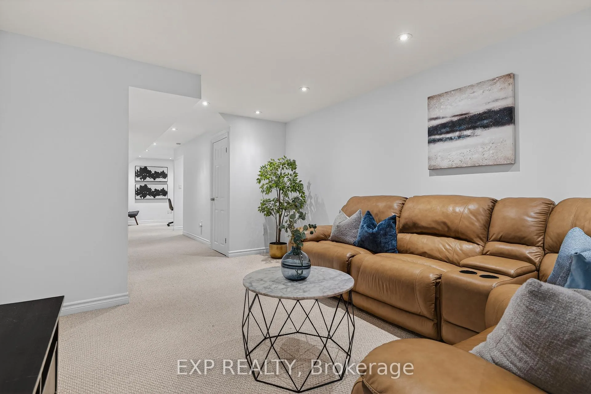 Photo 29 of 4067 Donnic Drive, Burlington, Alton — HOMEH
