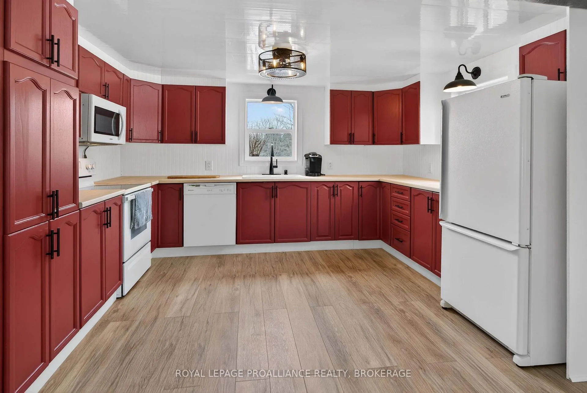 Photo 11 of 1040 Antoine Road, Frontenac, Frontenac Centre — HOMEH