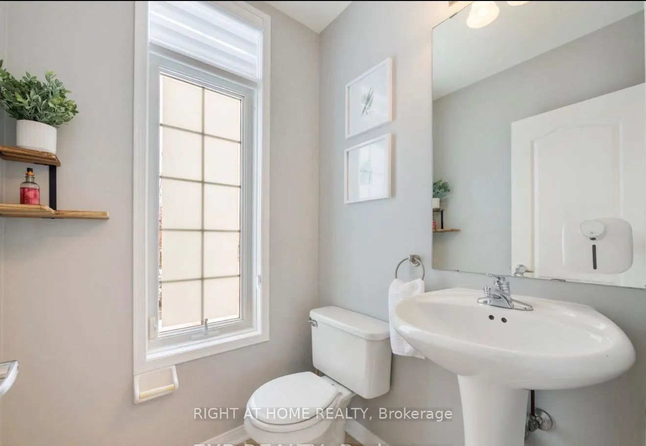 Photo 10 of 2342 Sutton Drive, Burlington, Orchard — HOMEH
