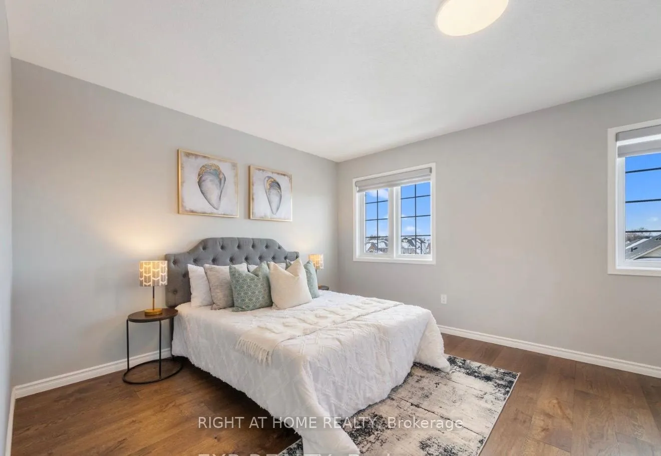 Photo 14 of 2342 Sutton Drive, Burlington, Orchard — HOMEH