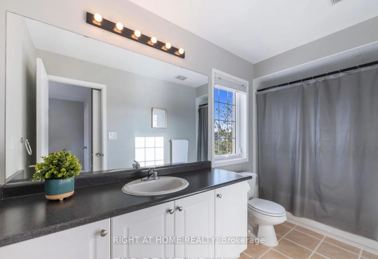 Photo 21 of 2342 Sutton Drive, Burlington, Orchard — HOMEH