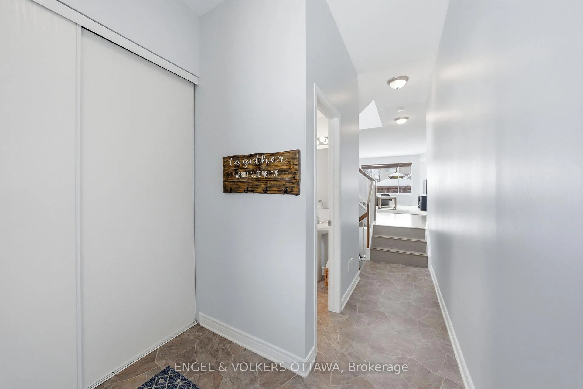 Photo 2 of 2190 Liska Street, Ottawa, Avalon East — HOMEH