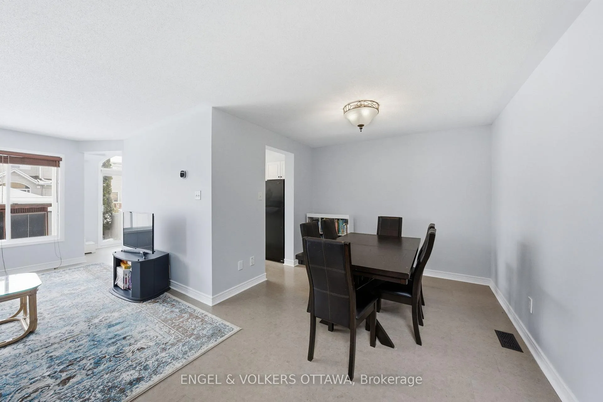 Photo 5 of 2190 Liska Street, Ottawa, Avalon East — HOMEH