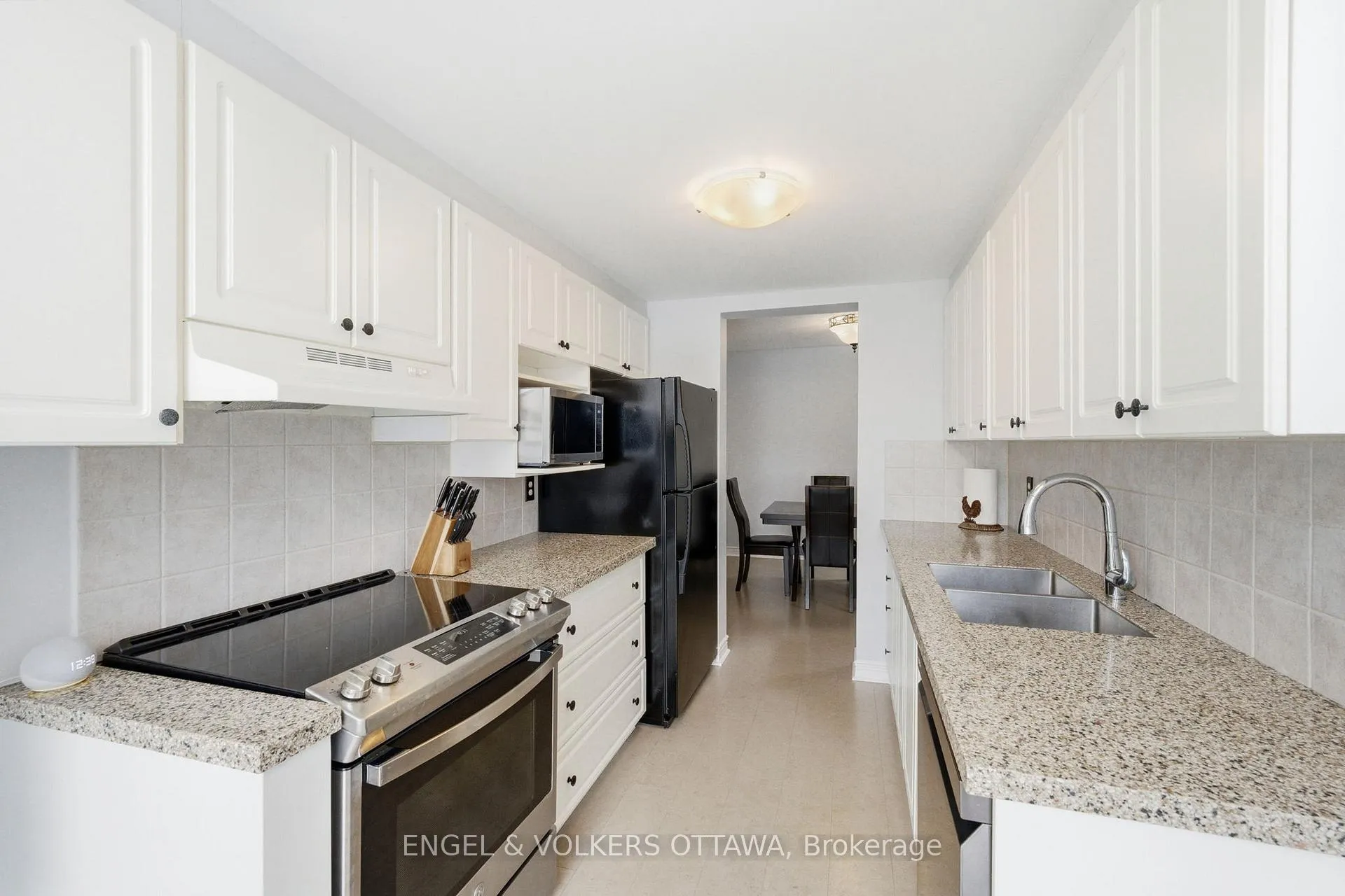 Photo 8 of 2190 Liska Street, Ottawa, Avalon East — HOMEH