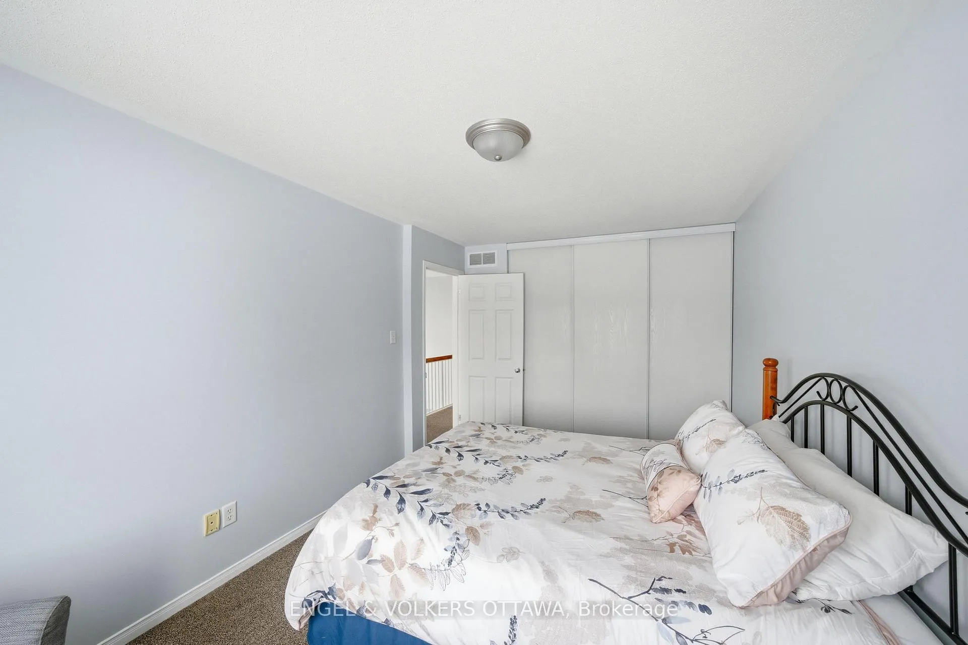 Photo 17 of 2190 Liska Street, Ottawa, Avalon East — HOMEH