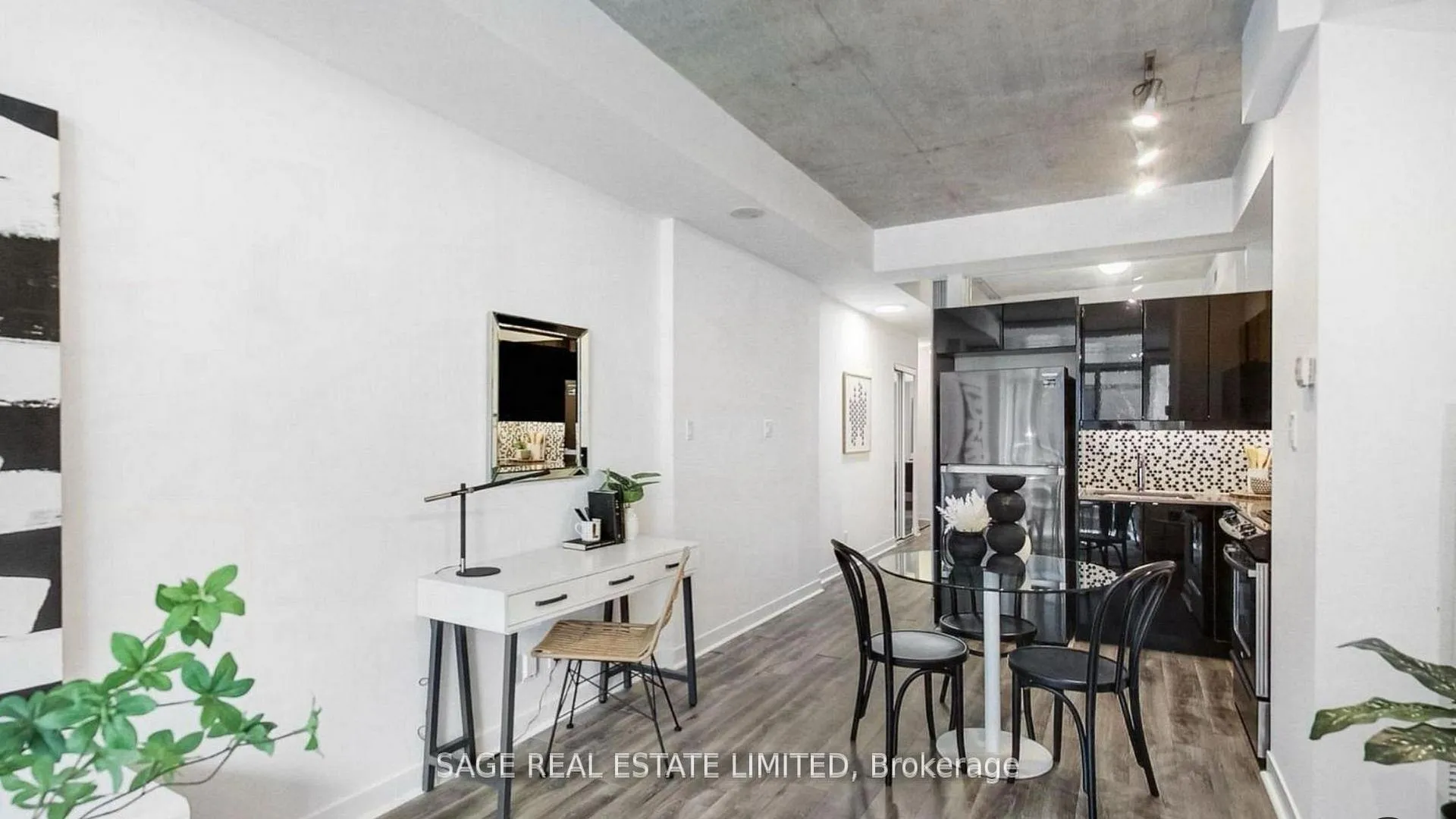 Photo 4 of Unit 208, 127 Queen Street E, Toronto, Church-Yonge Corridor — HOMEH