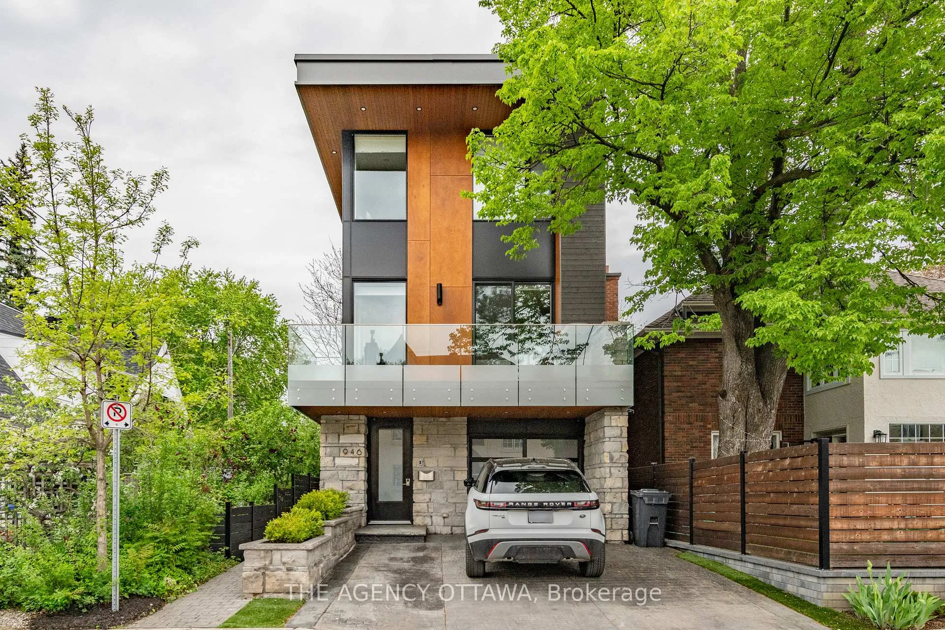 Photo 1 of Unit 2, 946 Colonel By Drive, Ottawa, Old Ottawa South — HOMEH