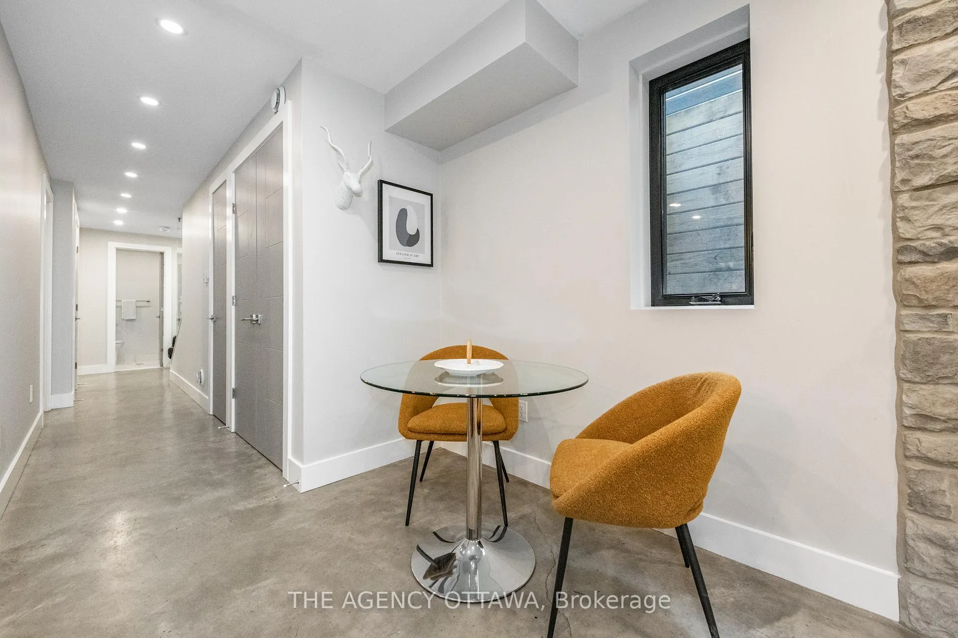 Photo 11 of Unit 2, 946 Colonel By Drive, Ottawa, Old Ottawa South — HOMEH