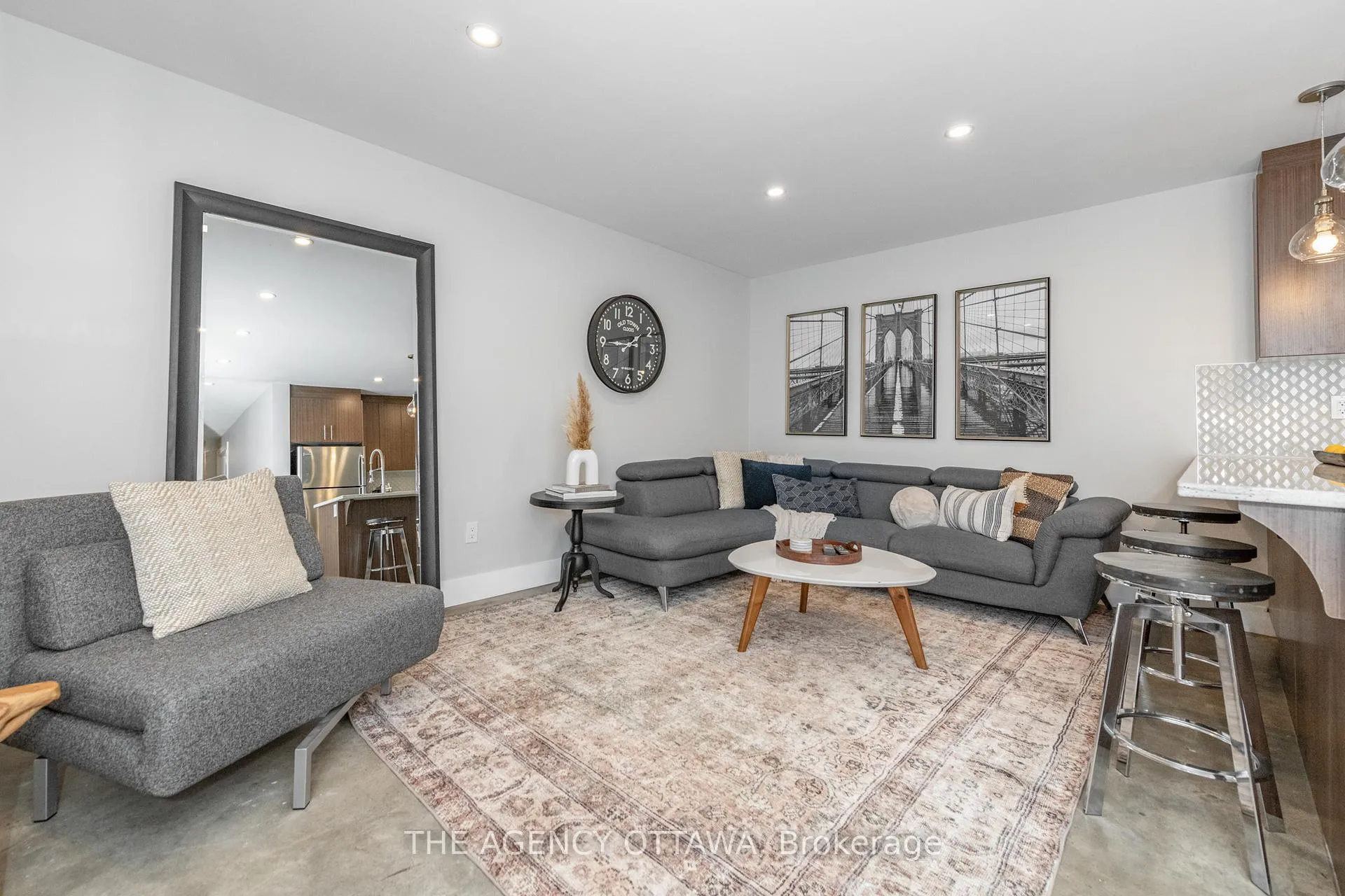 Photo 12 of Unit 2, 946 Colonel By Drive, Ottawa, Old Ottawa South — HOMEH