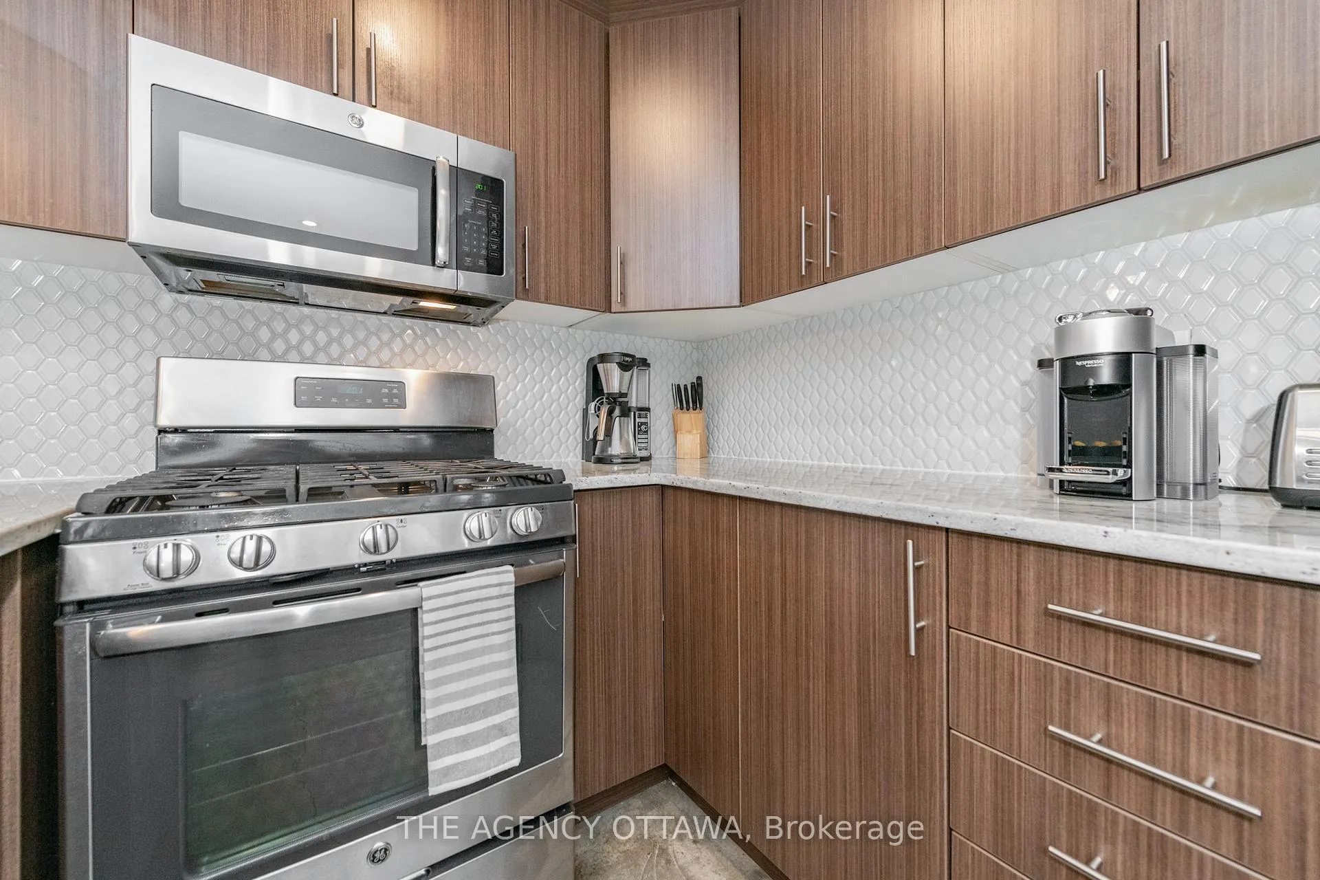 Photo 20 of Unit 2, 946 Colonel By Drive, Ottawa, Old Ottawa South — HOMEH