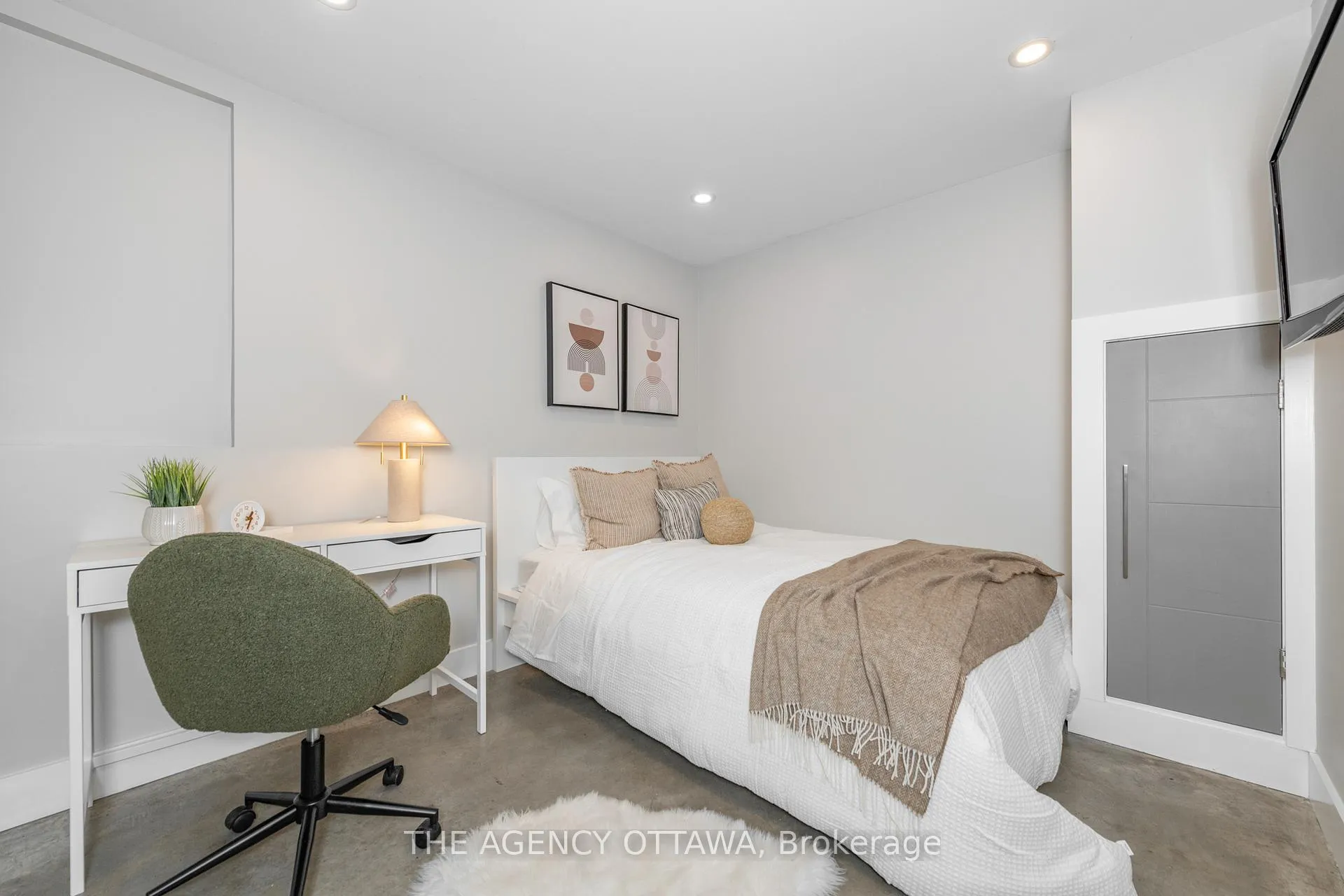 Photo 28 of Unit 2, 946 Colonel By Drive, Ottawa, Old Ottawa South — HOMEH