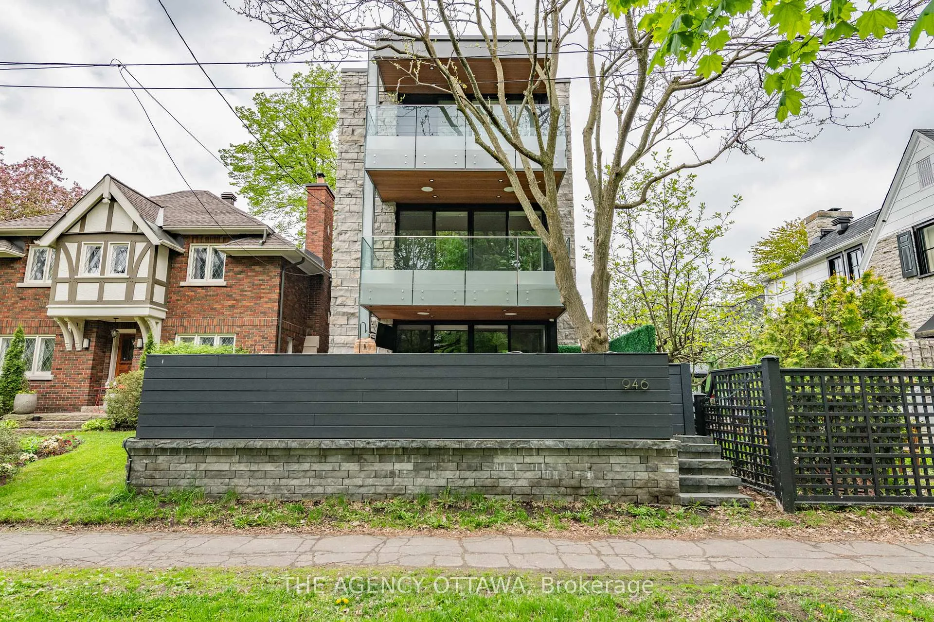 Photo 32 of Unit 2, 946 Colonel By Drive, Ottawa, Old Ottawa South — HOMEH