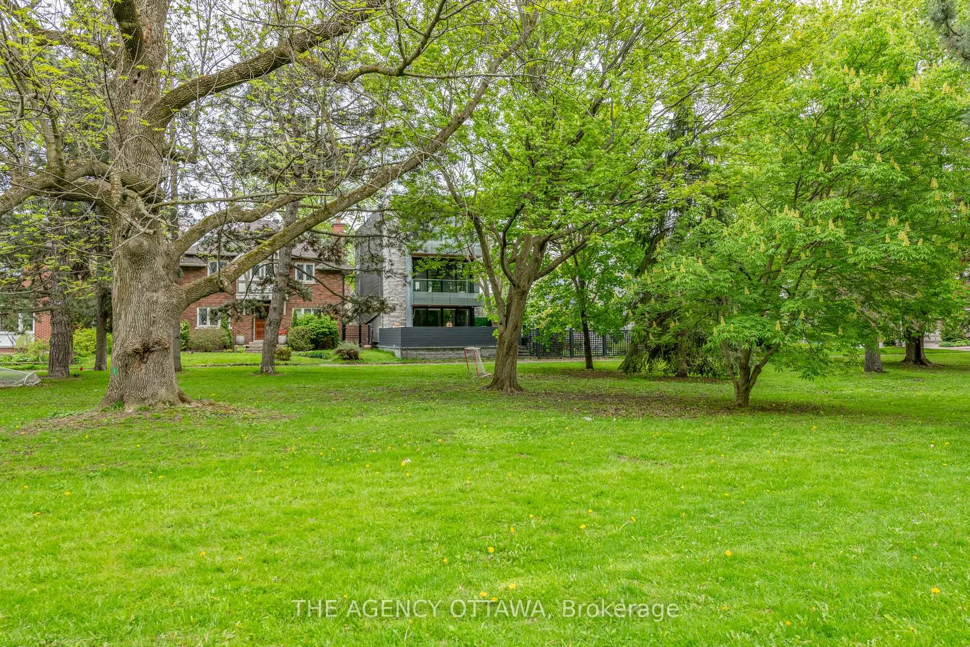 Photo 33 of Unit 2, 946 Colonel By Drive, Ottawa, Old Ottawa South — HOMEH