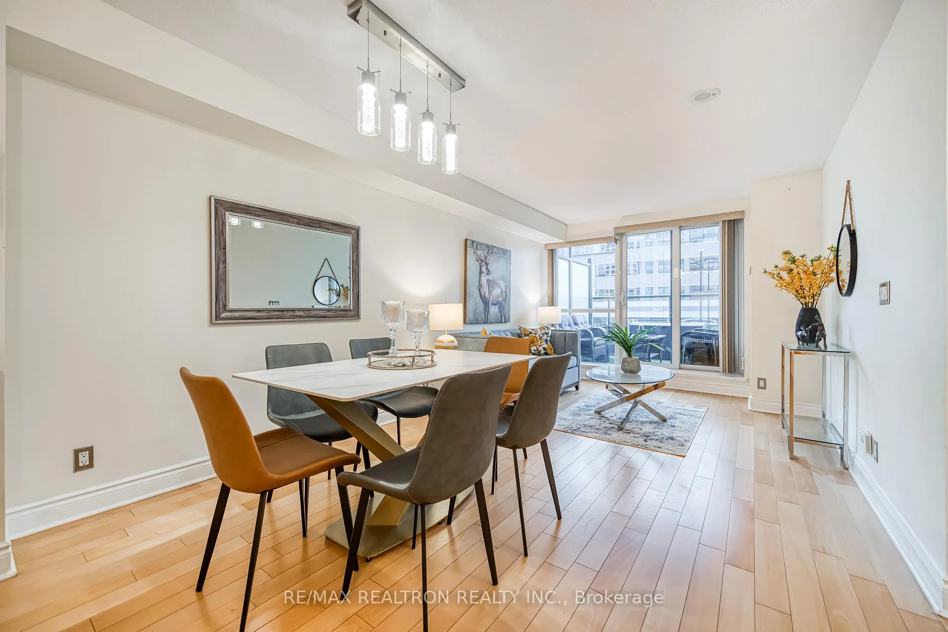 Photo 8 of Unit 209, 32 Clegg Road, Markham, Unionville — HOMEH