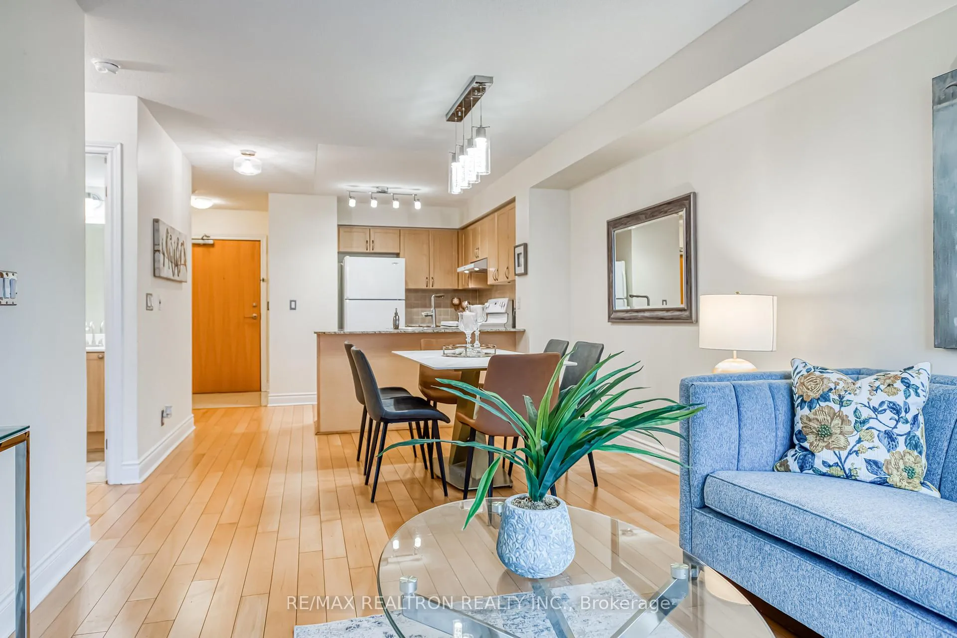 Photo 17 of Unit 209, 32 Clegg Road, Markham, Unionville — HOMEH