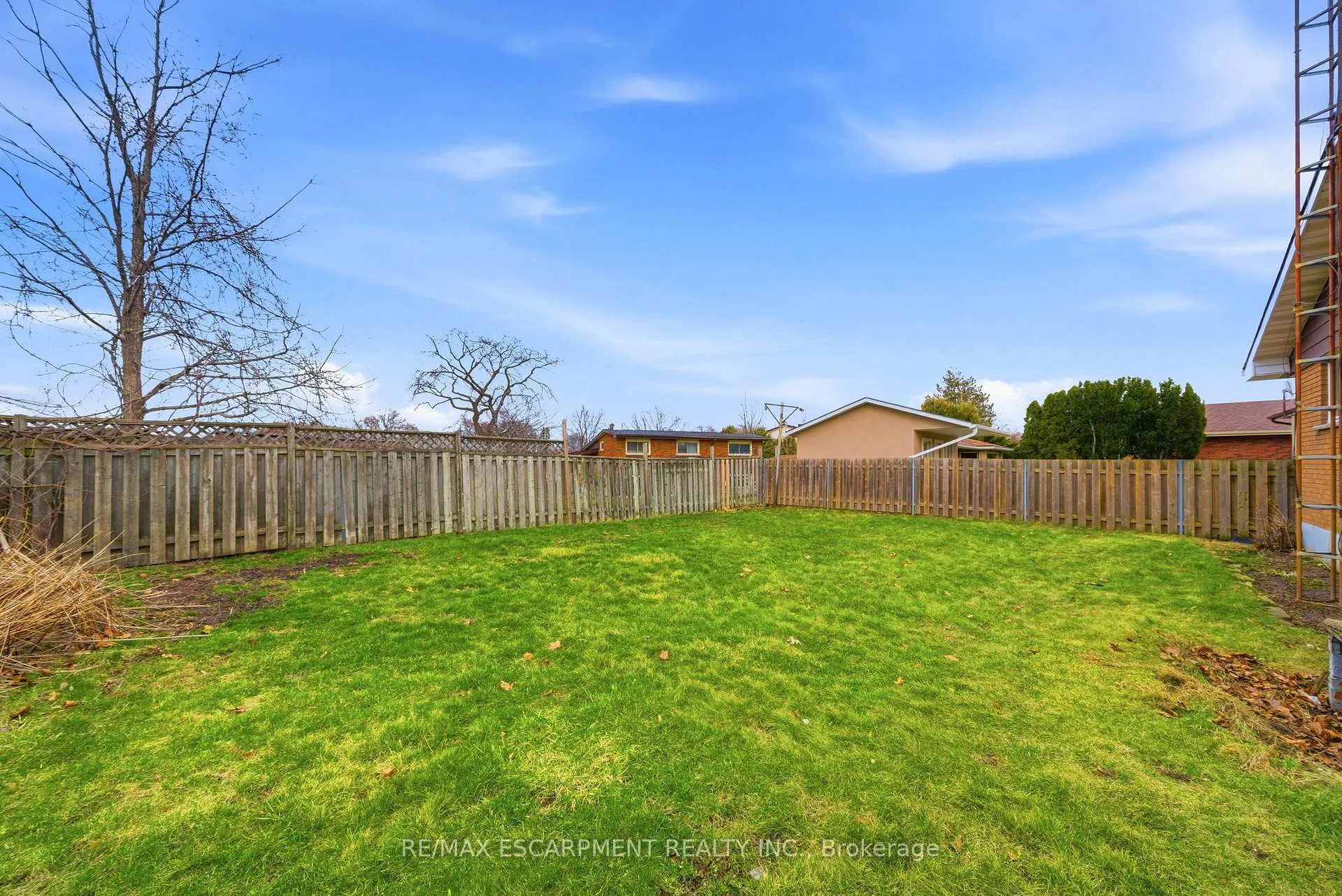 Photo 20 of 136 Cromwell Crescent, Hamilton, Greenford — HOMEH