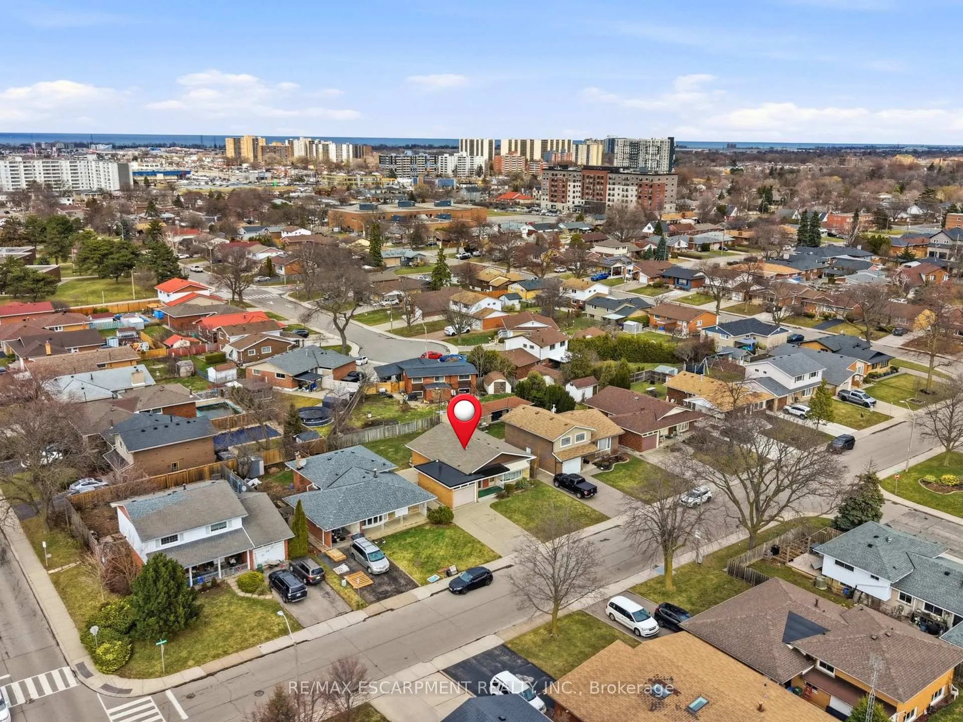 Photo 24 of 136 Cromwell Crescent, Hamilton, Greenford — HOMEH