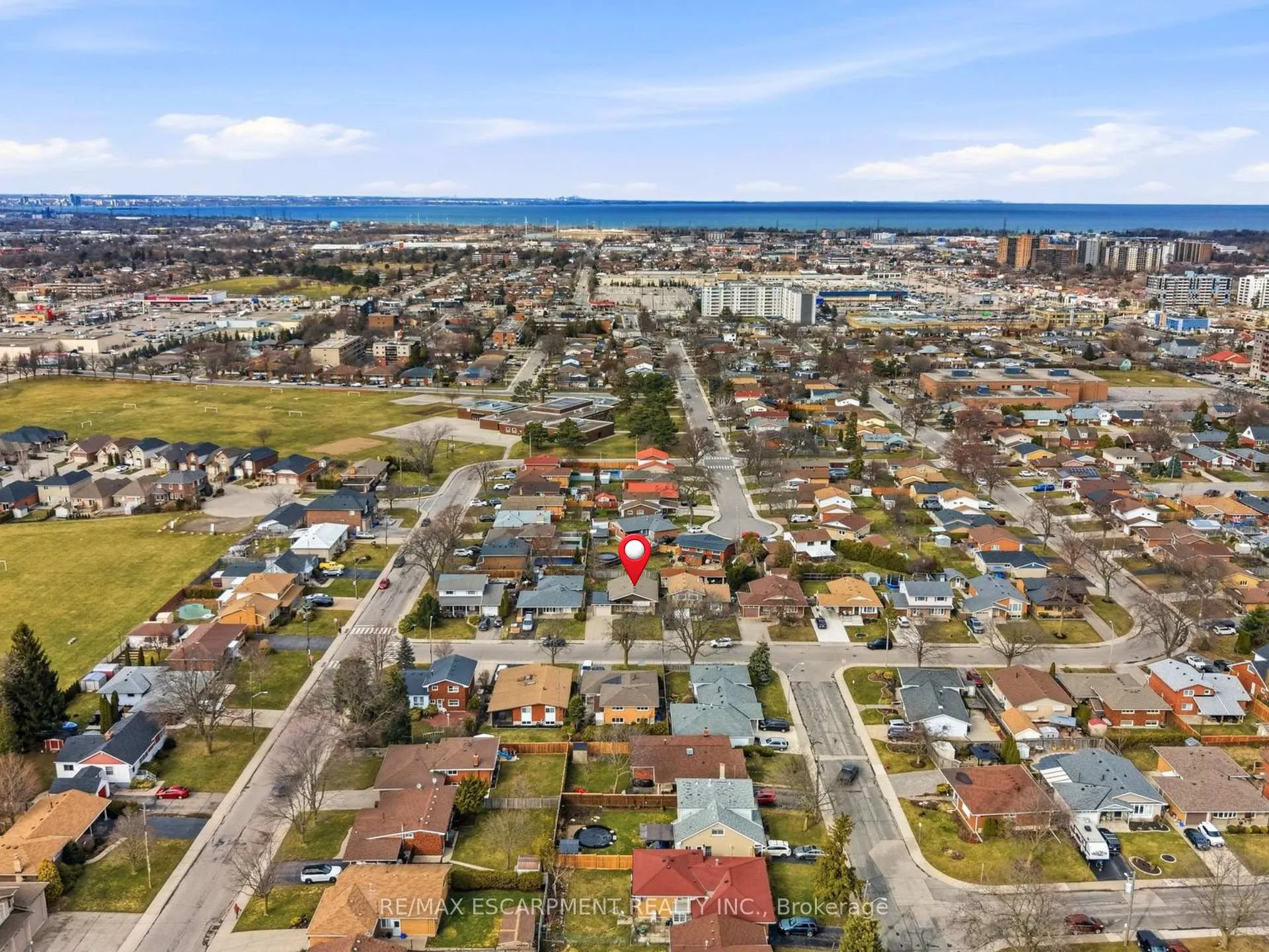 Photo 28 of 136 Cromwell Crescent, Hamilton, Greenford — HOMEH