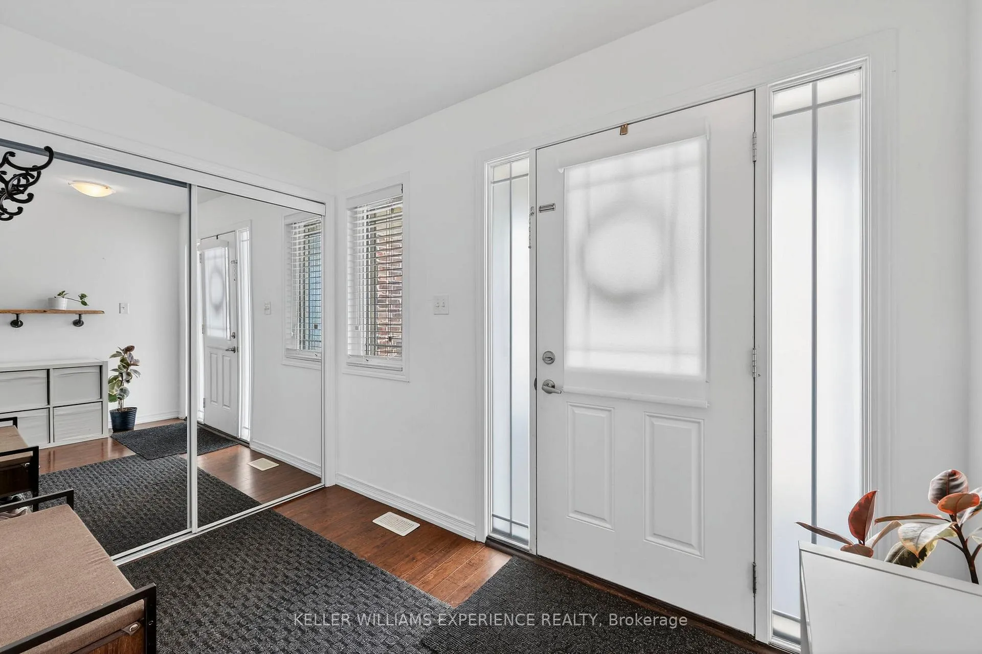 Photo 2 of 225 Diana Drive, Orillia — HOMEH