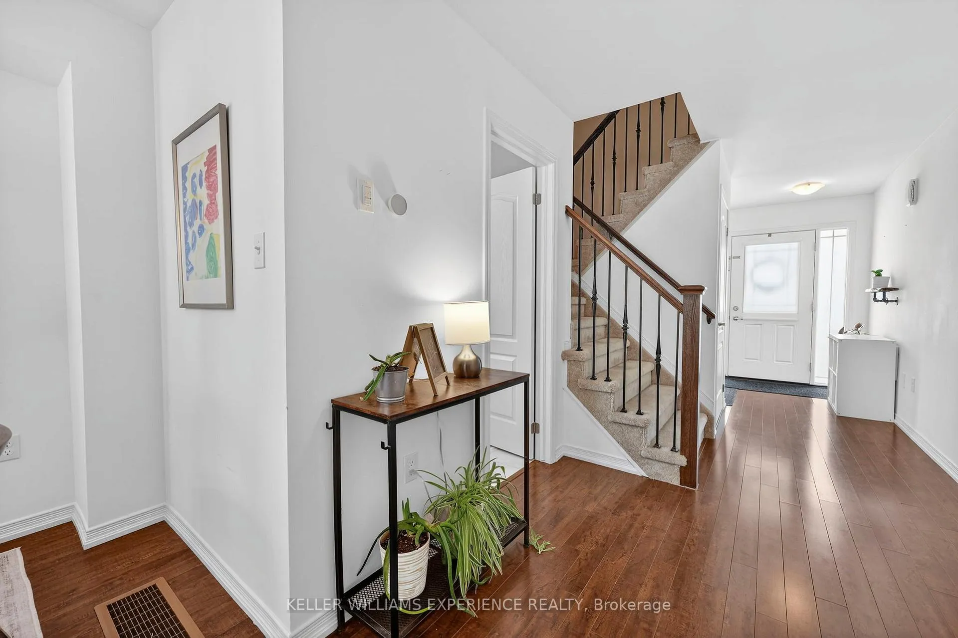 Photo 4 of 225 Diana Drive, Orillia — HOMEH
