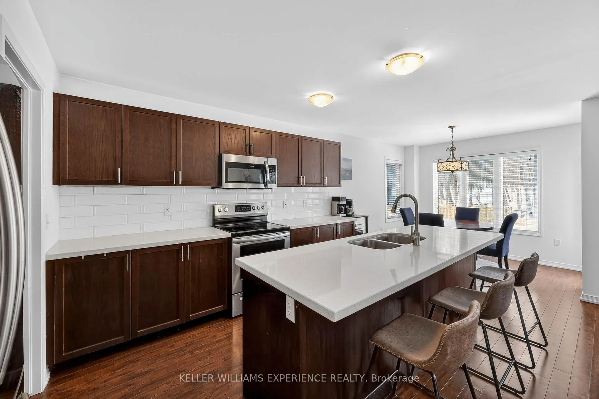 Photo 9 of 225 Diana Drive, Orillia — HOMEH