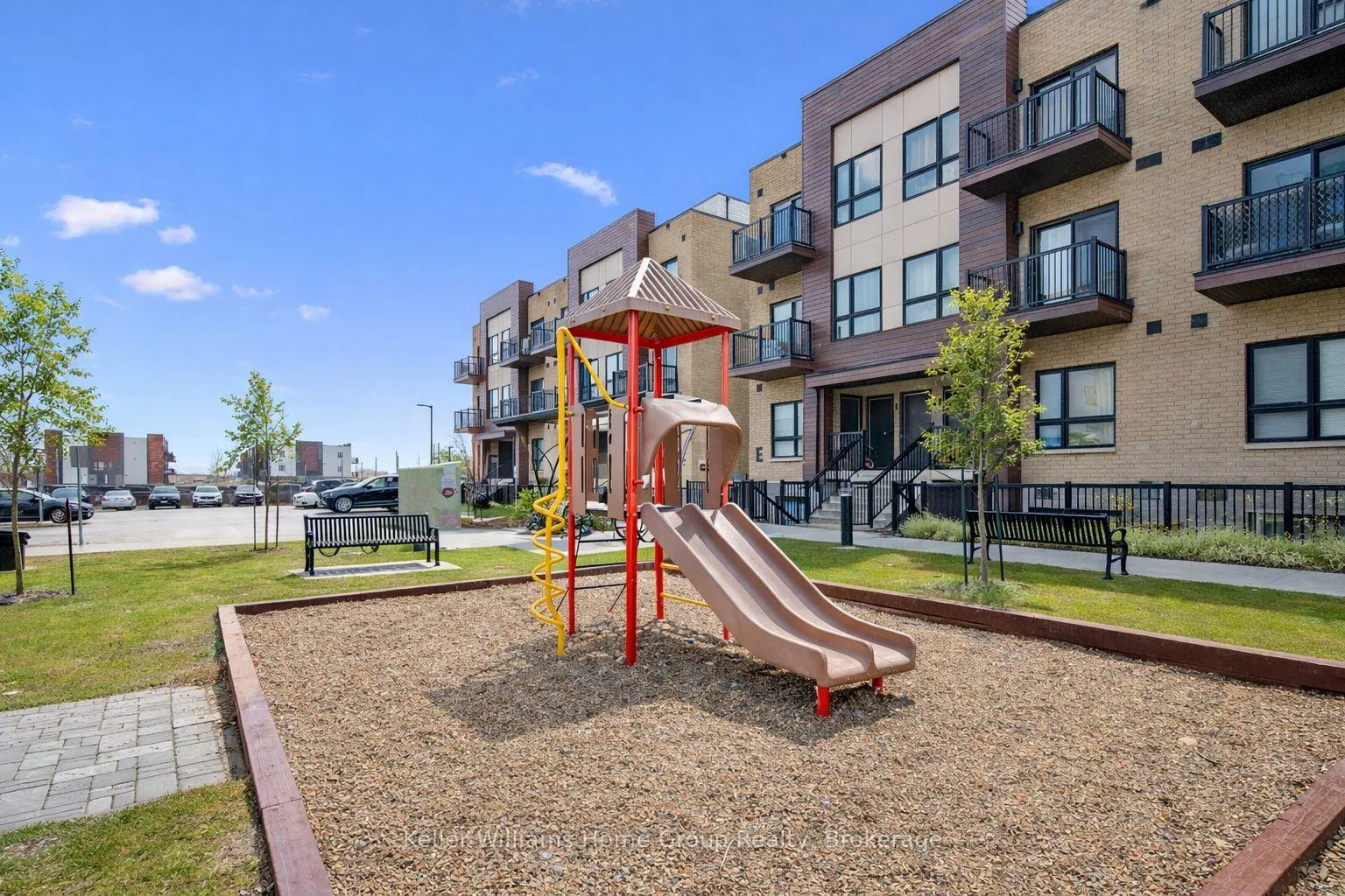 Photo 3 of Unit A15, 10 Palace Street, Kitchener — HOMEH