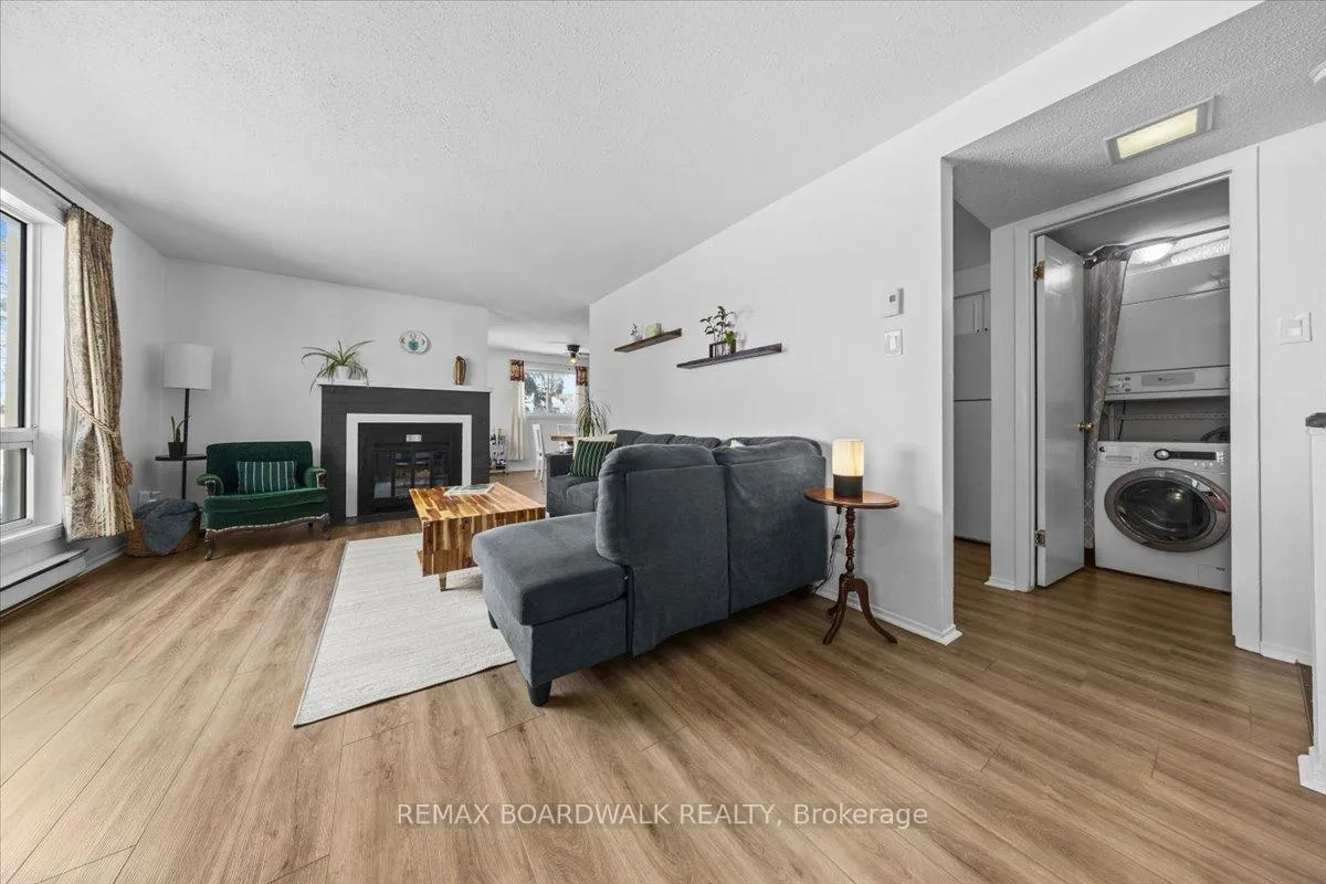 Photo 4 of Unit 46A, 802 St. Andre Drive, Ottawa, Hiawatha Park/Convent Glen — HOMEH