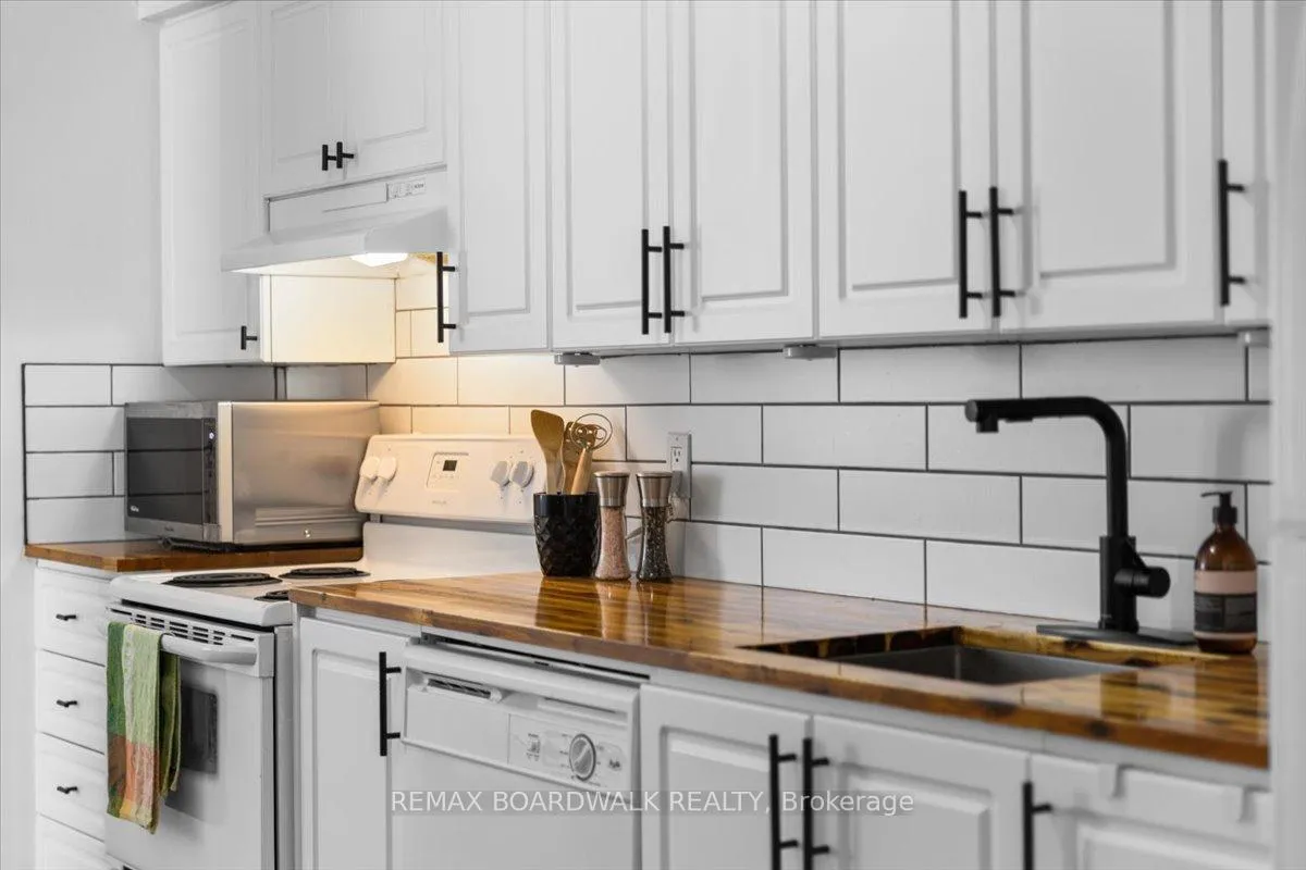 Photo 15 of Unit 46A, 802 St. Andre Drive, Ottawa, Hiawatha Park/Convent Glen — HOMEH