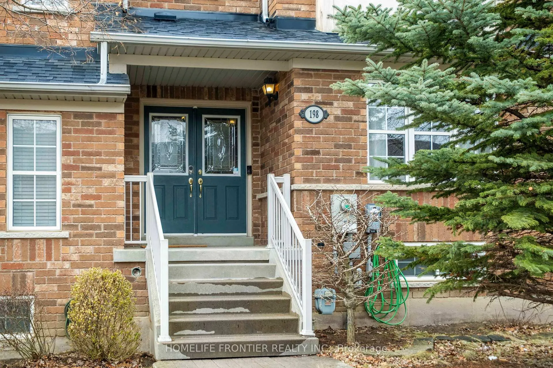 Photo 2 of 198 Pleasant Ridge Avenue, Vaughan, Patterson — HOMEH