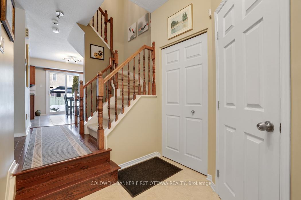 Photo 2 of 5 Margrave Avenue, Ottawa, Hunt Club Park/Greenboro — HOMEH