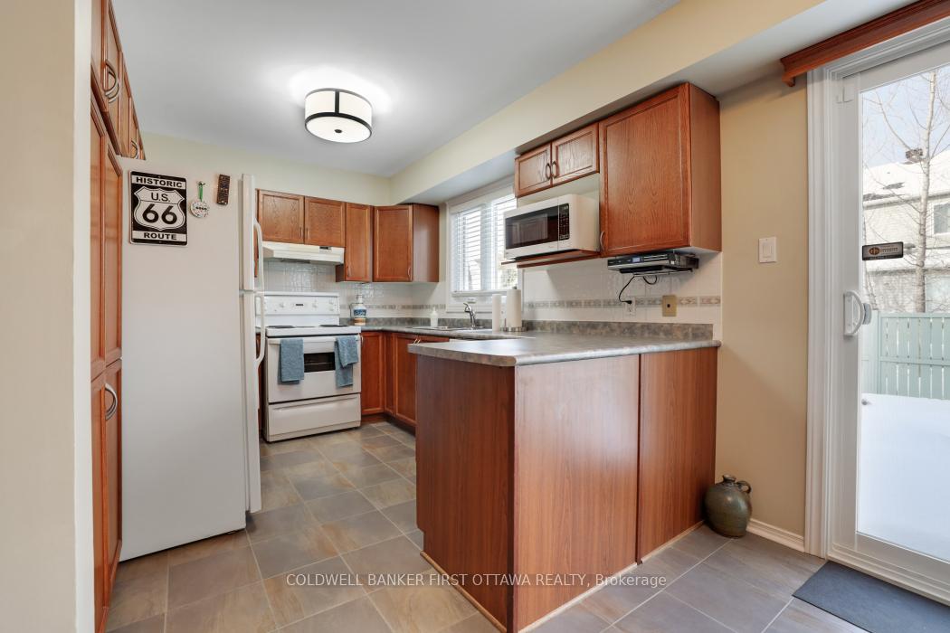 Photo 7 of 5 Margrave Avenue, Ottawa, Hunt Club Park/Greenboro — HOMEH