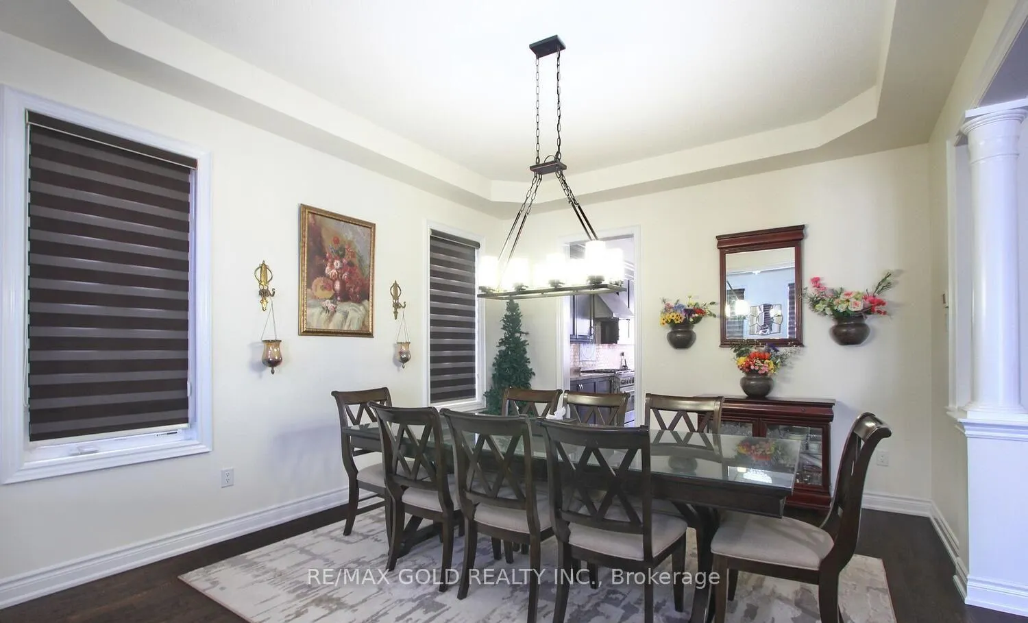 Photo 11 of 14 Ladbrook Crescent, Brampton, Credit Valley — HOMEH