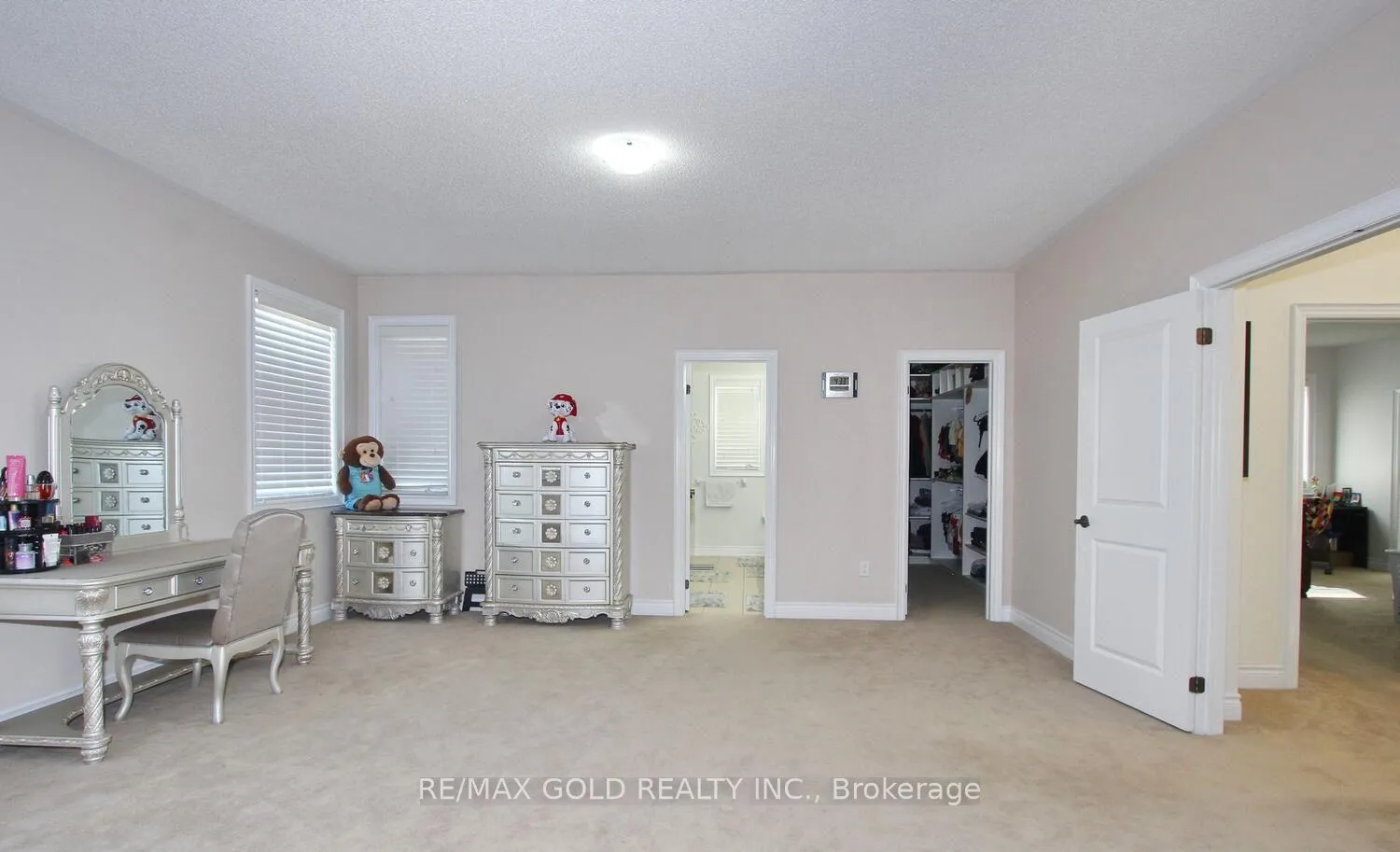 Photo 29 of 14 Ladbrook Crescent, Brampton, Credit Valley — HOMEH