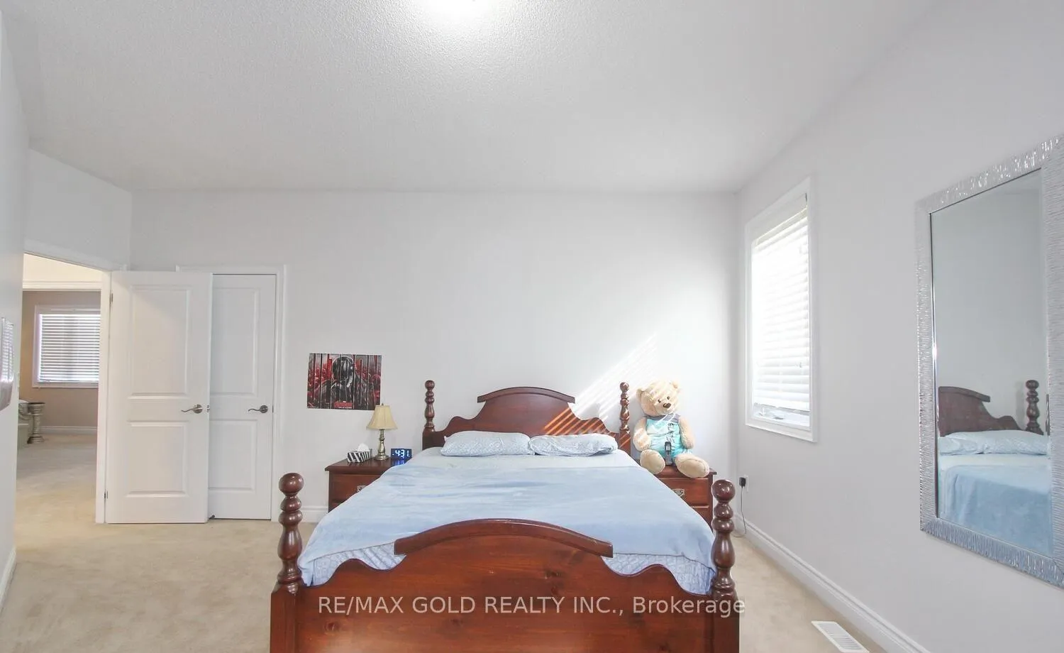Photo 35 of 14 Ladbrook Crescent, Brampton, Credit Valley — HOMEH
