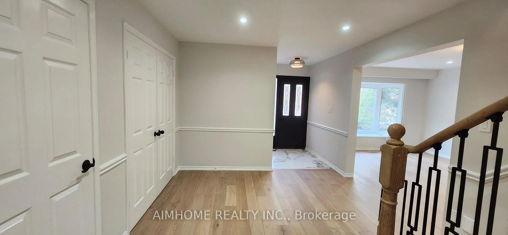 Photo 6 of 31 Spanhouse Crescent, Markham, Unionville — HOMEH