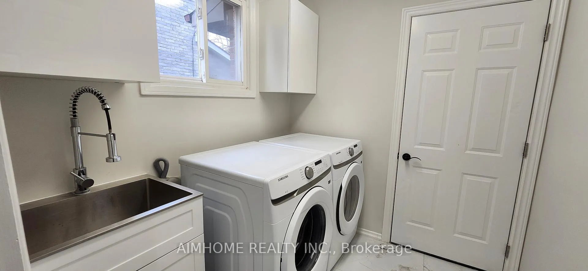Photo 13 of 31 Spanhouse Crescent, Markham, Unionville — HOMEH
