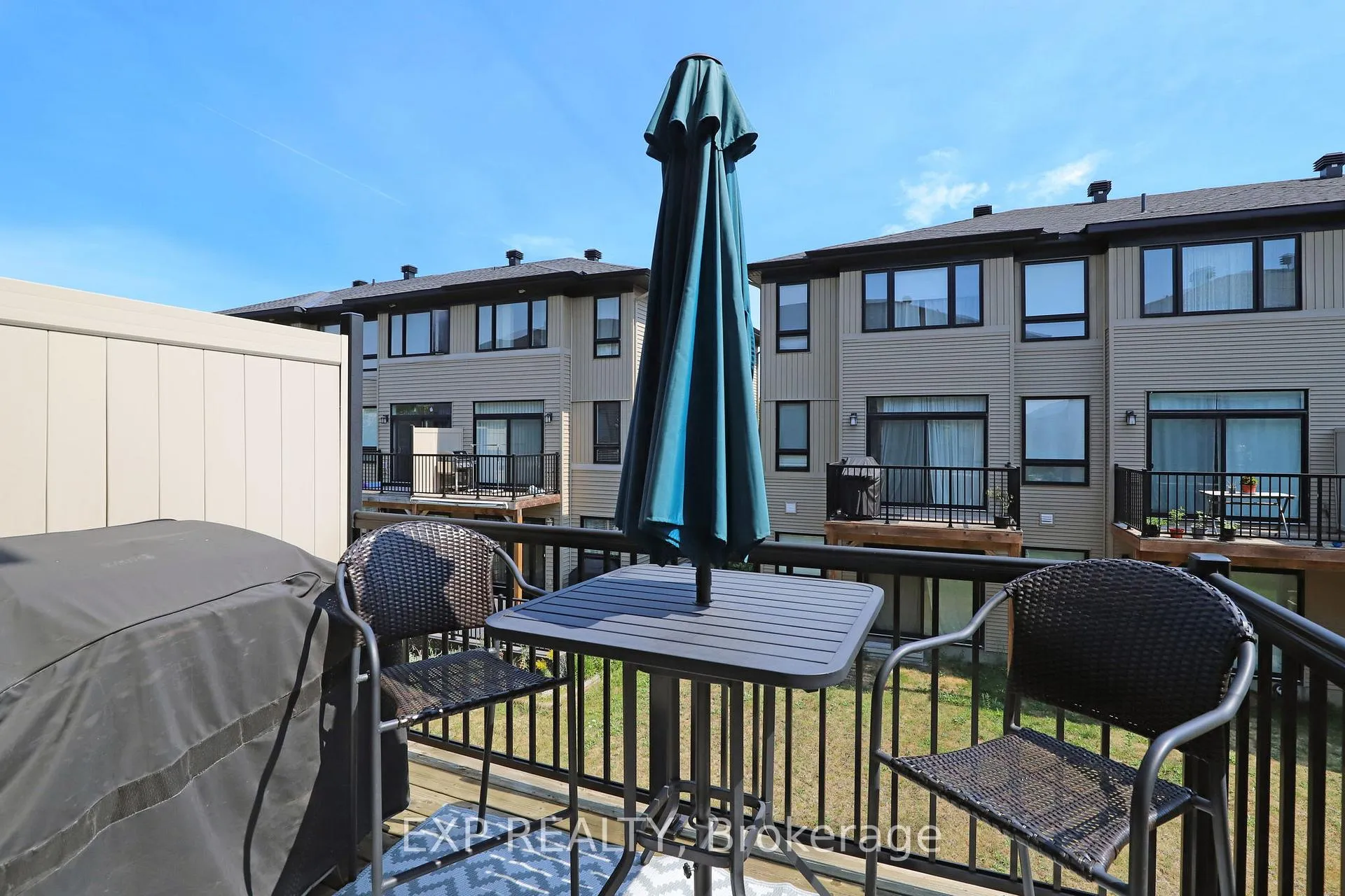 Photo 13 of 311 Twinflower Way, Ottawa, Barrhaven - Longfields — HOMEH