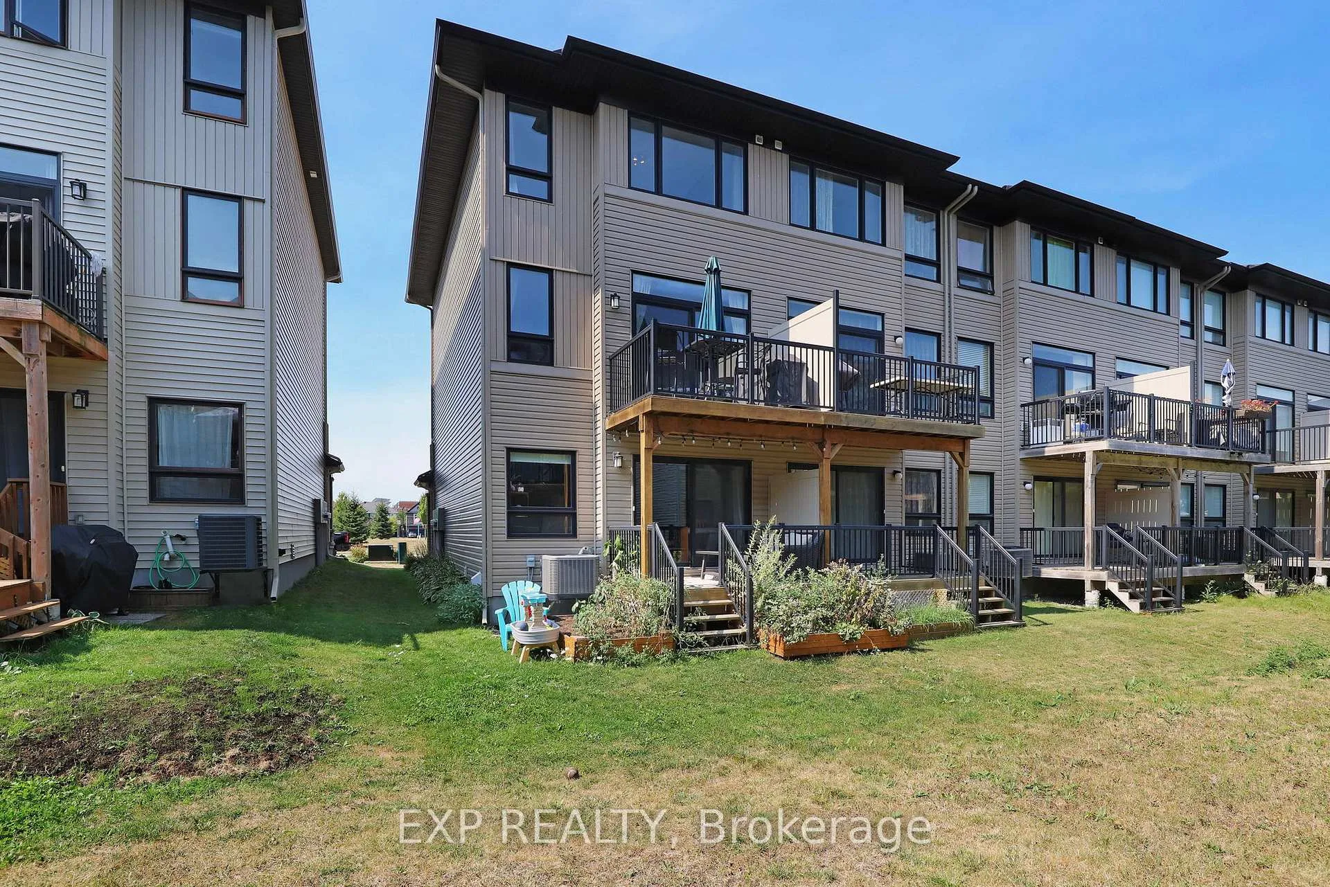 Photo 35 of 311 Twinflower Way, Ottawa, Barrhaven - Longfields — HOMEH