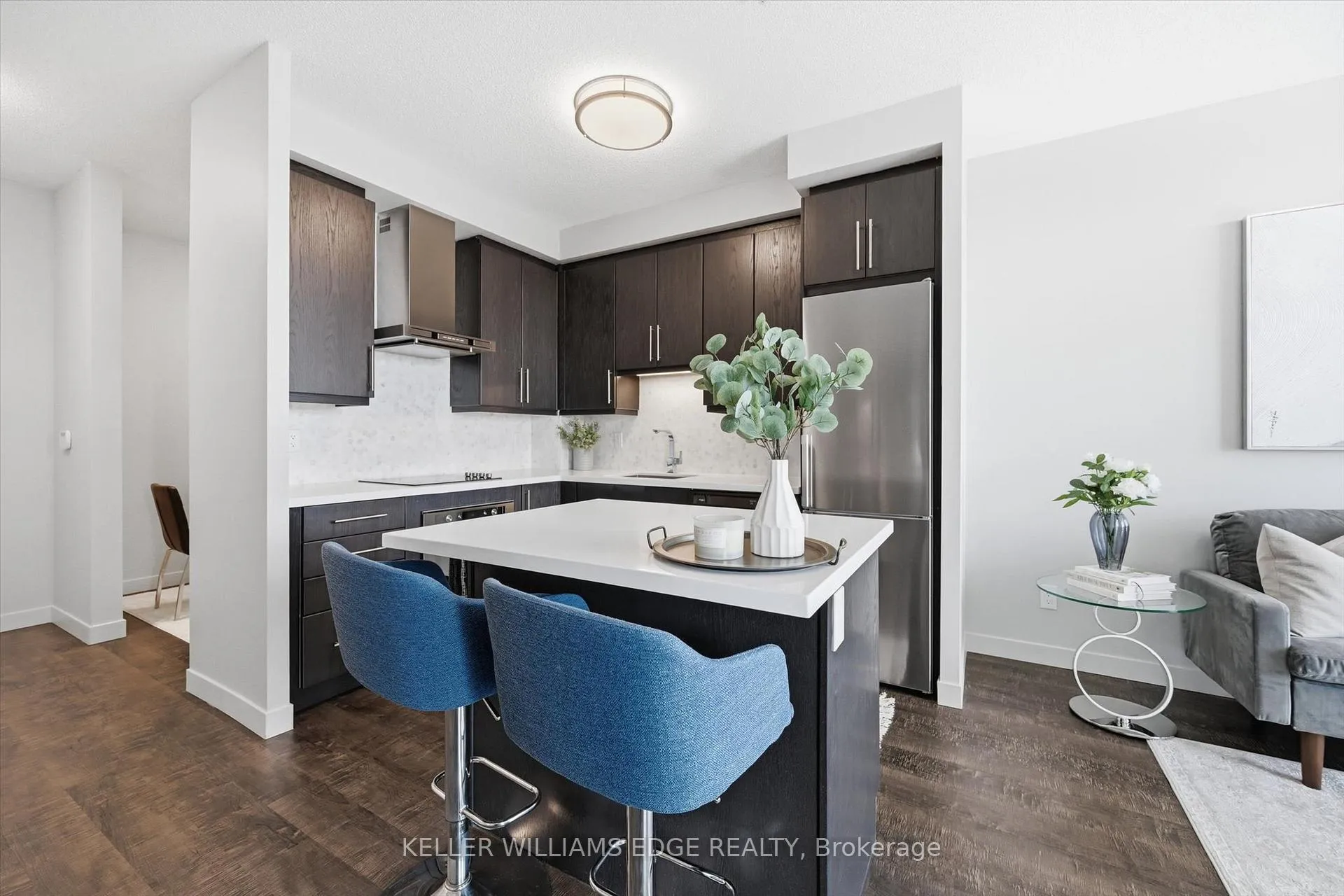 Photo 13 of Unit 1205, 2081 Fairview Street, Burlington, Freeman — HOMEH