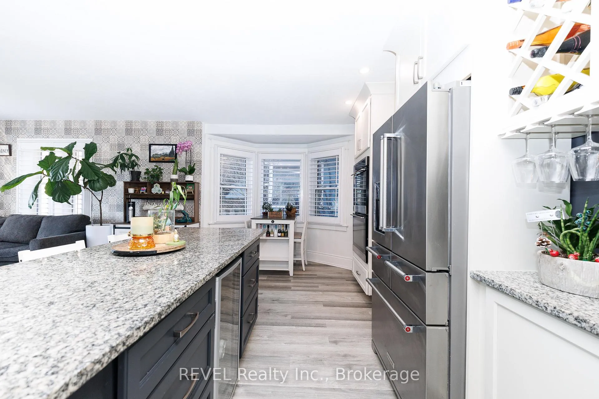 Photo 17 of 212 Maple Street, Welland, Broadway — HOMEH