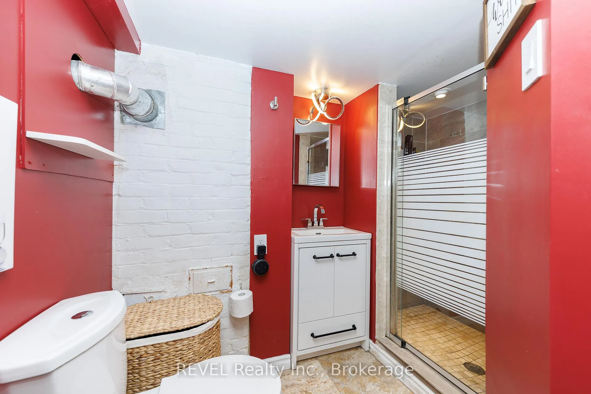 Photo 34 of 212 Maple Street, Welland, Broadway — HOMEH