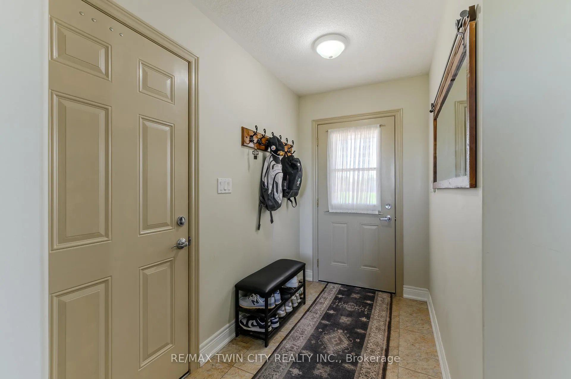Photo 14 of 2350 Gainer Street, Thorold, Allanburg/Thorold South — HOMEH