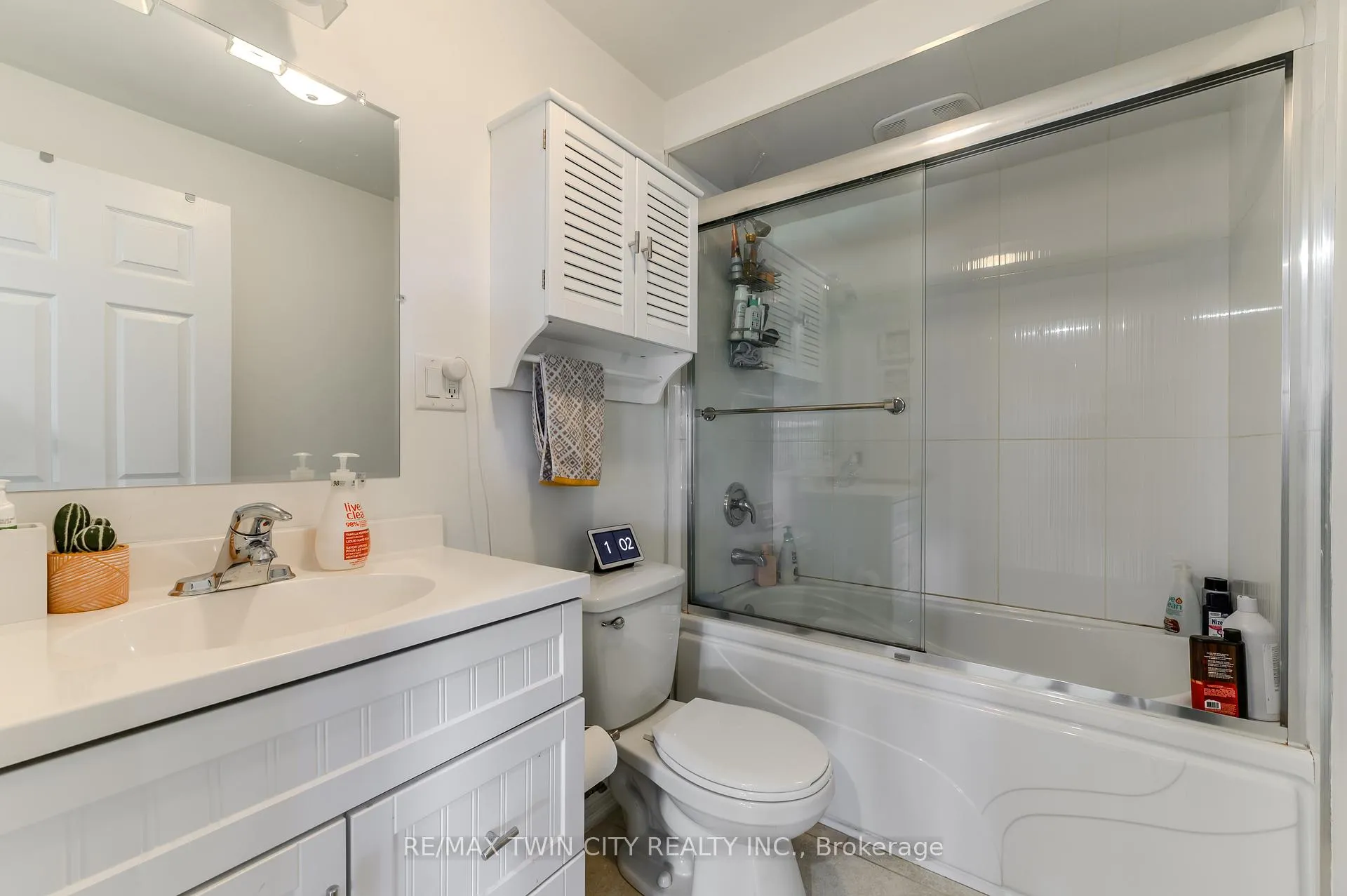 Photo 27 of 2350 Gainer Street, Thorold, Allanburg/Thorold South — HOMEH