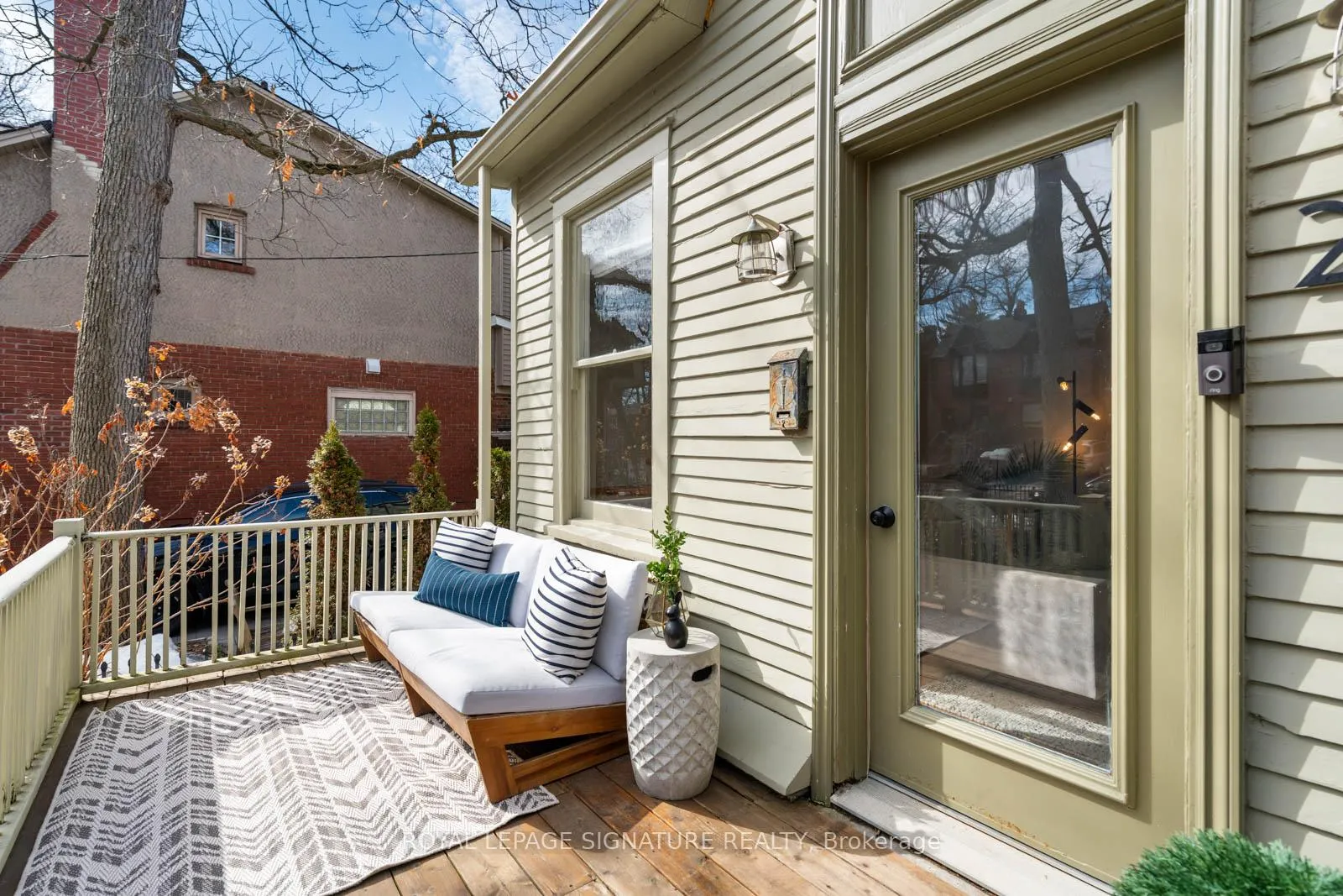 Photo 4 of 202 Silver Birch Avenue, Toronto, The Beaches — HOMEH