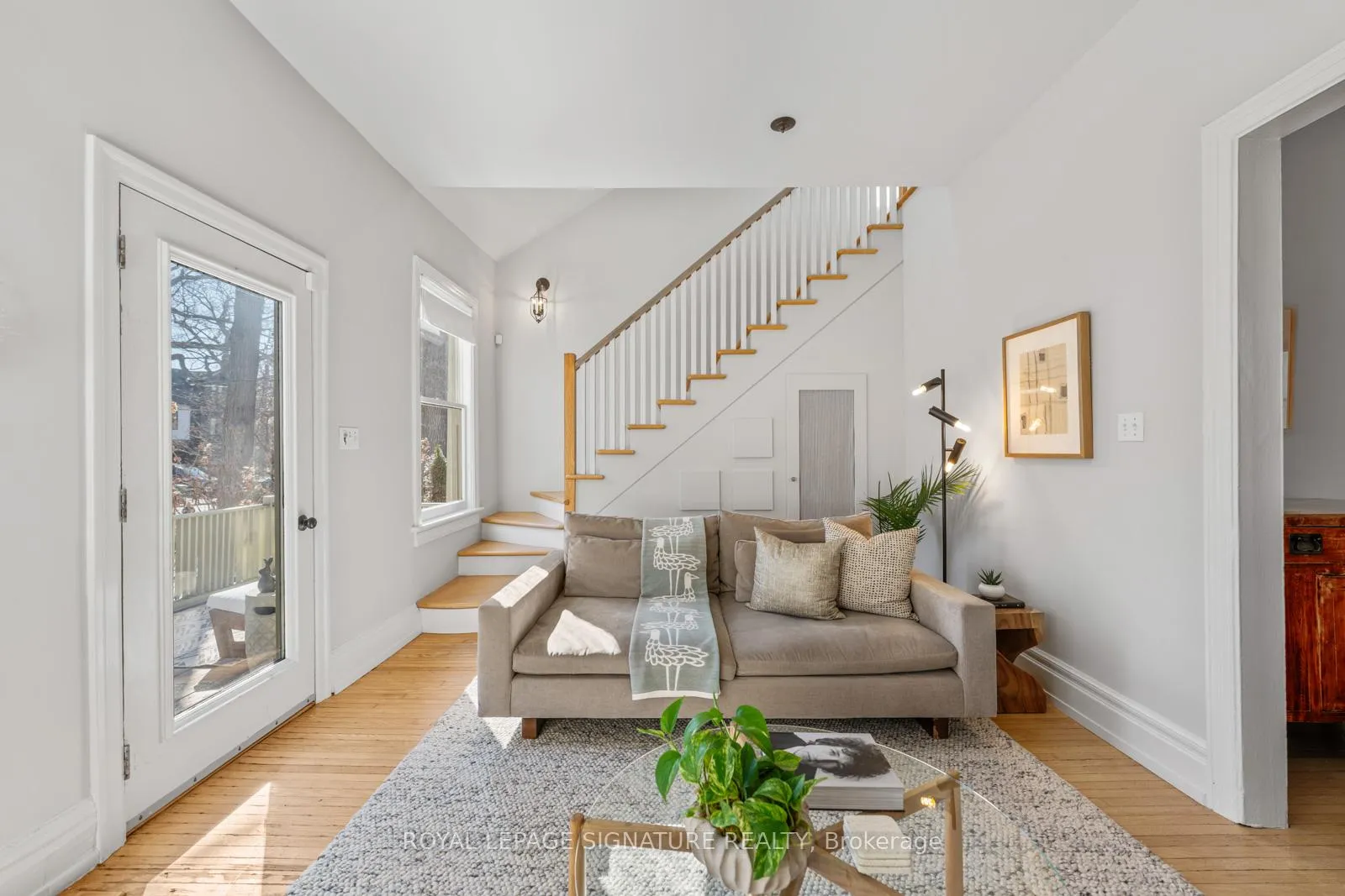 Photo 9 of 202 Silver Birch Avenue, Toronto, The Beaches — HOMEH